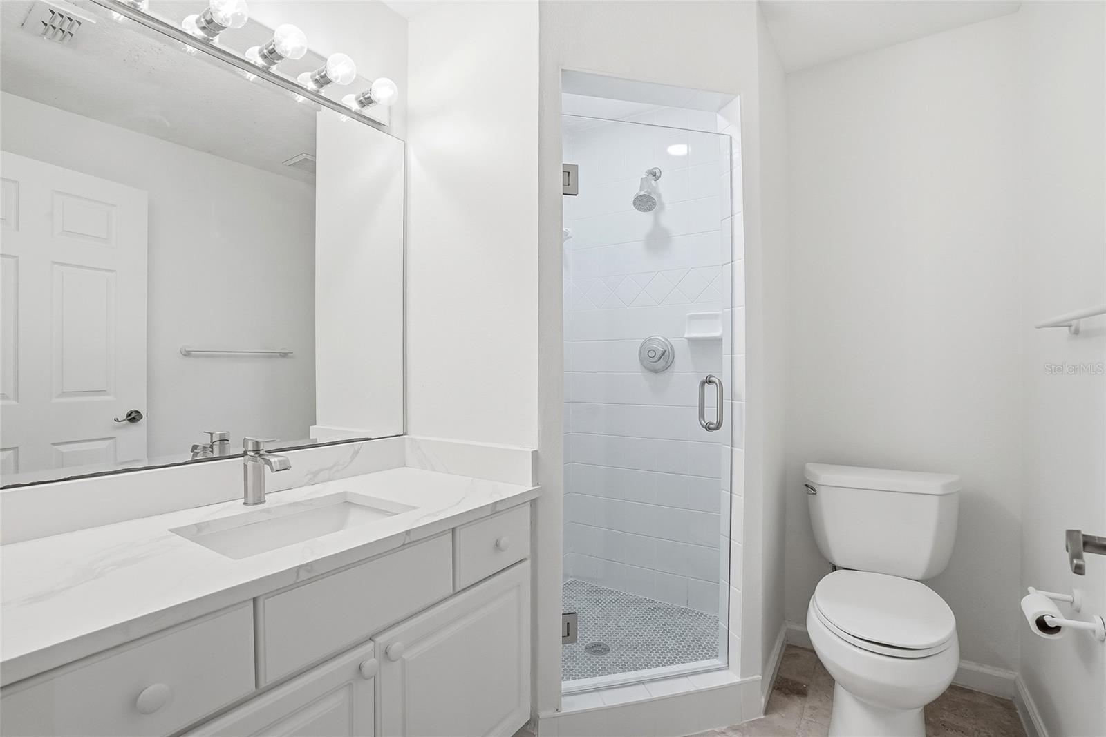 809 S OREGON AVE #B — photo 20
