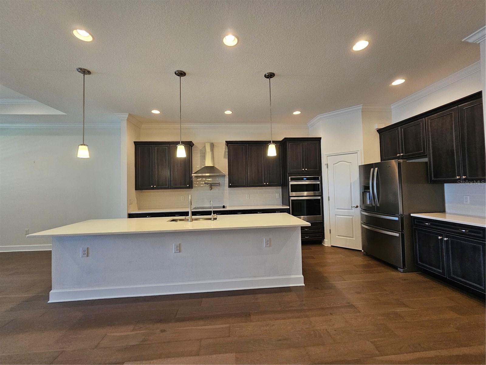 11112 SWANSEA ST — photo 11