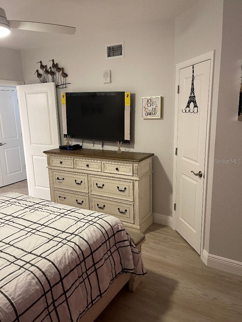 960 STARKEY RD #10305 — photo 32