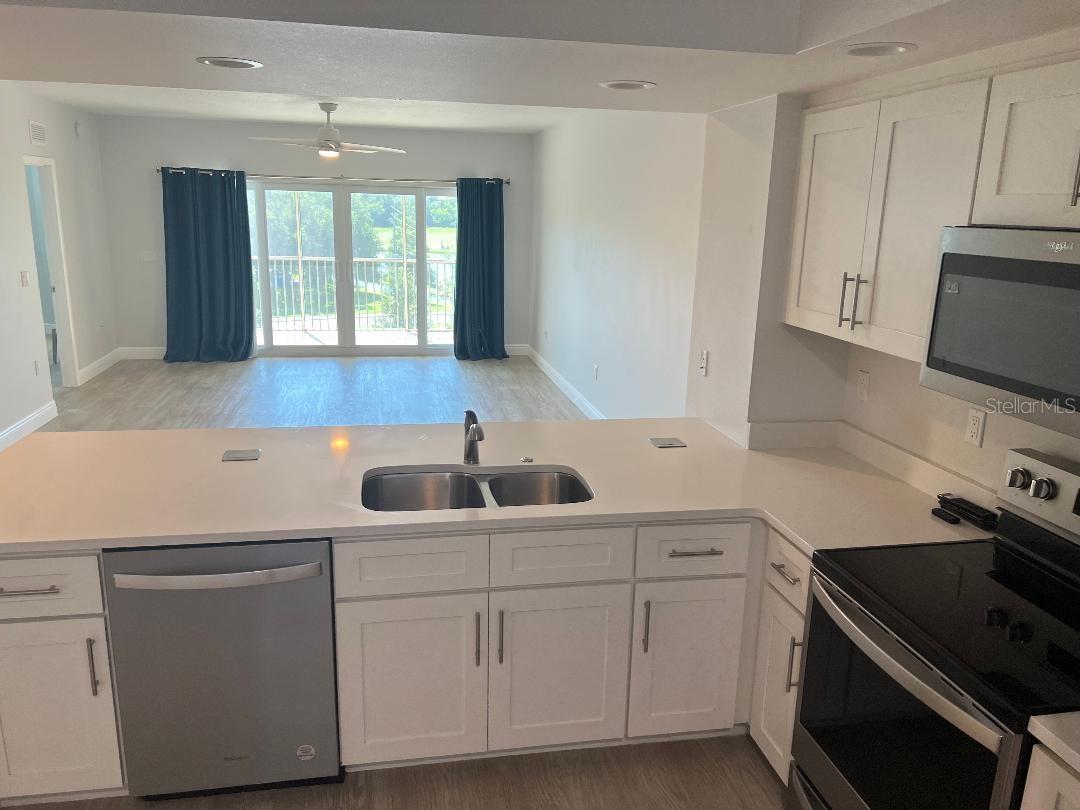 960 STARKEY RD #10305 — photo 5