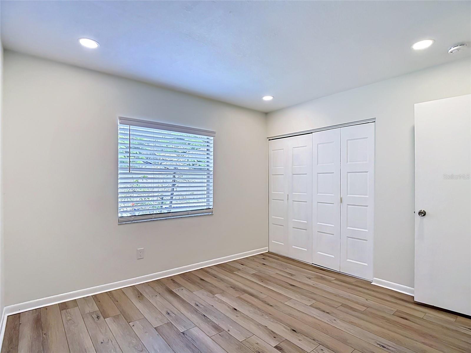4321 FOXGLEN LN — photo 45