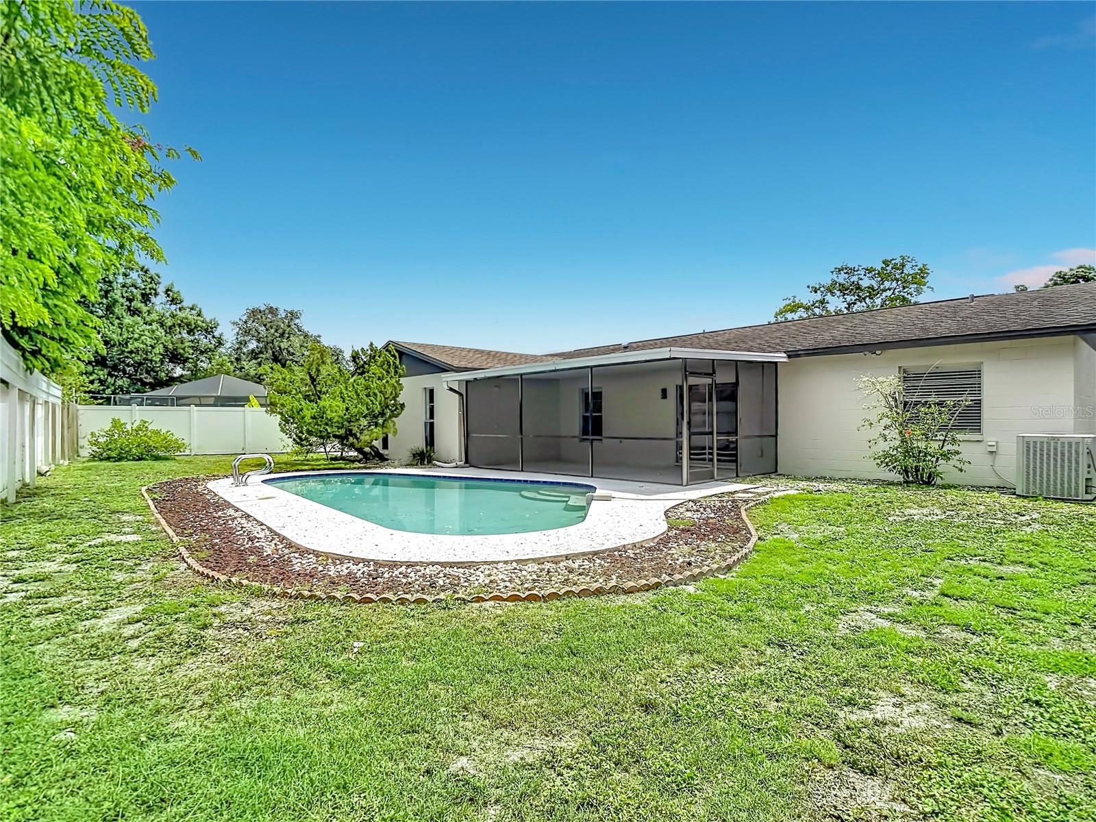 4321 FOXGLEN LN — photo 64