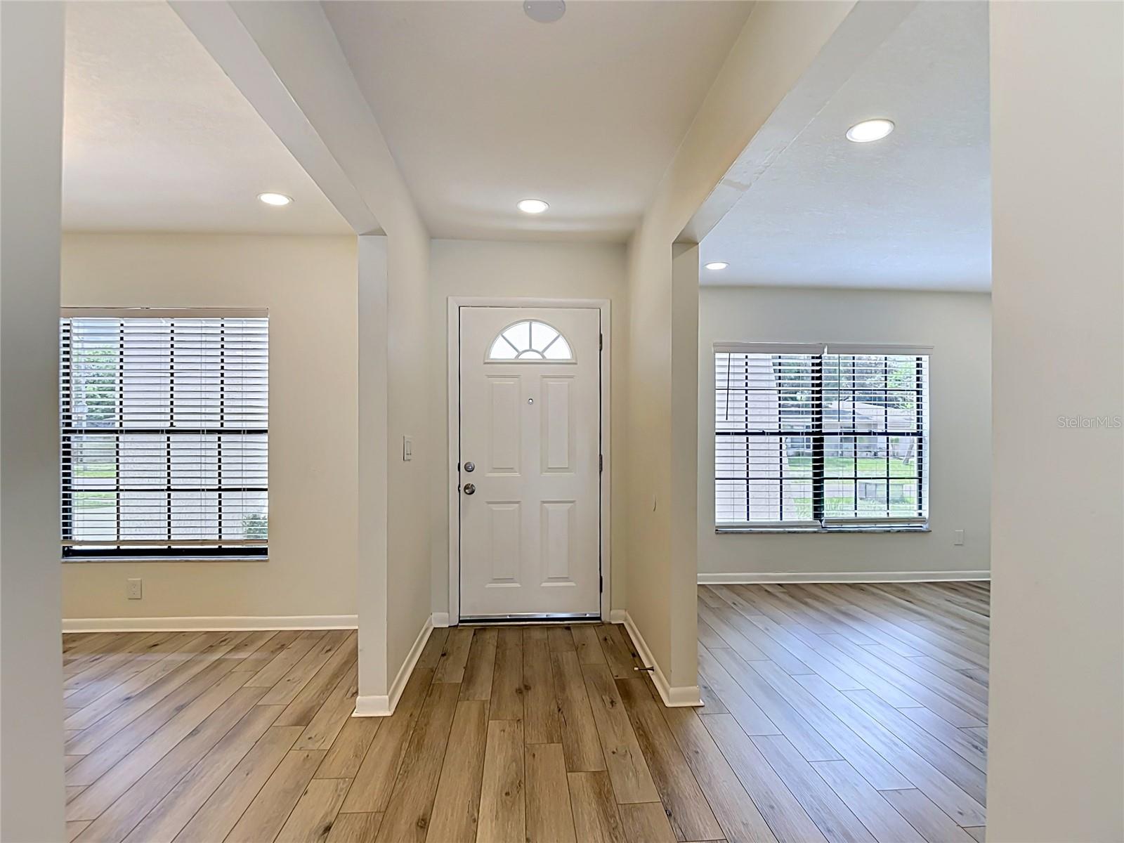 4321 FOXGLEN LN — photo 12