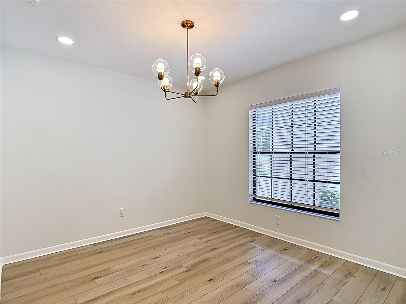 4321 FOXGLEN LN — photo 18
