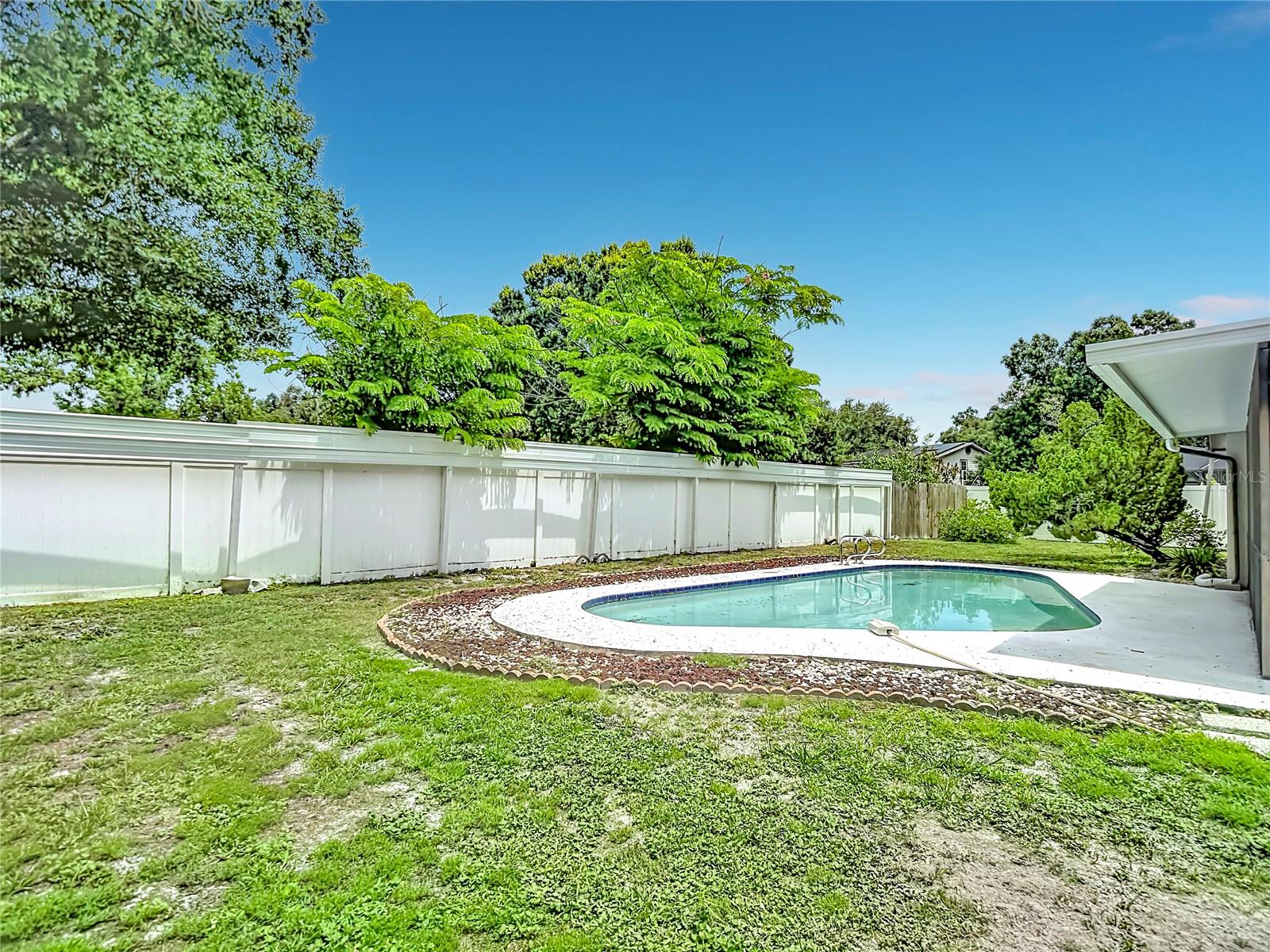 4321 FOXGLEN LN — photo 63