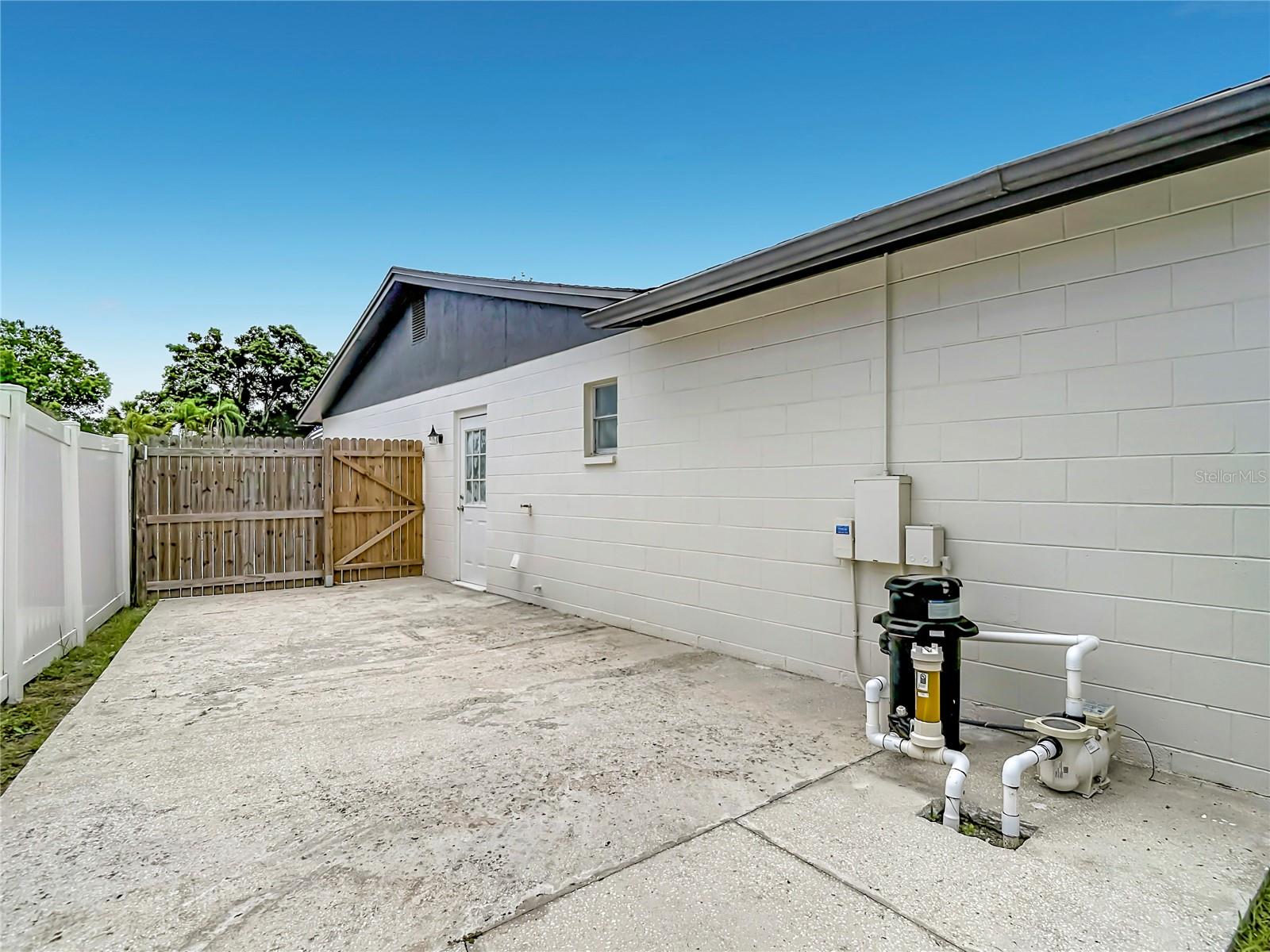 4321 FOXGLEN LN — photo 66