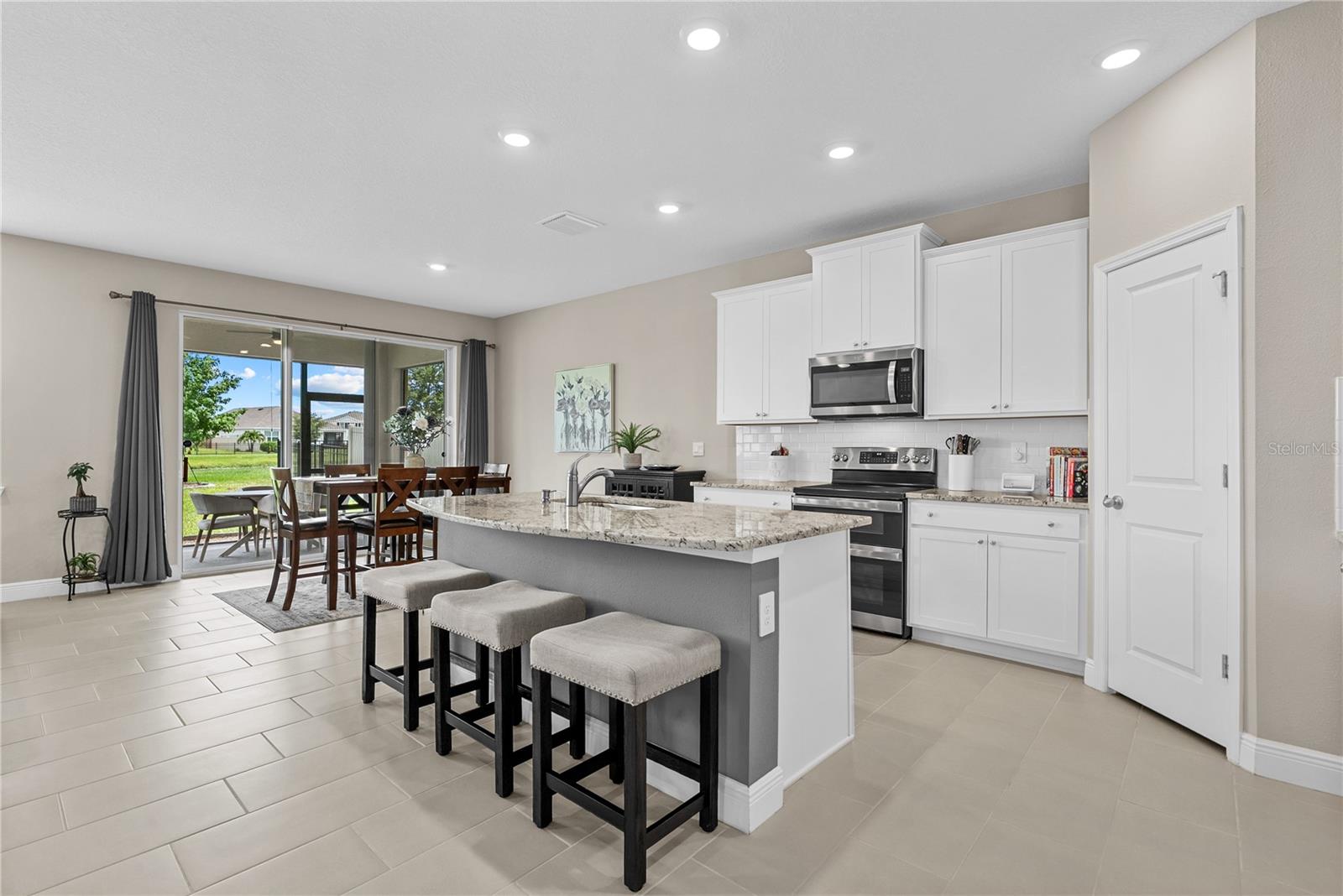 17727 CANTARINA CV — photo 14