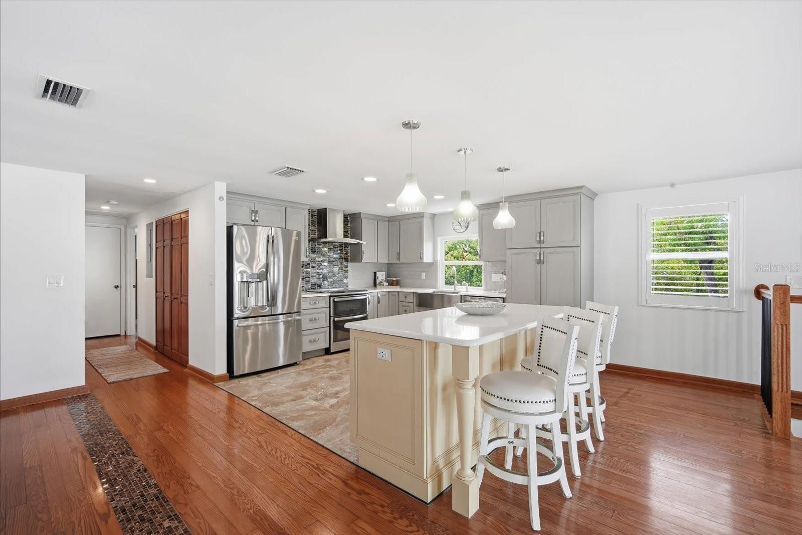 2811 AVENUE C — photo 10