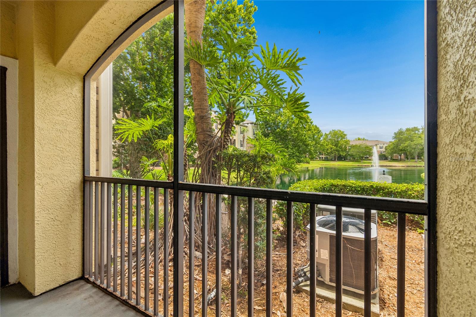 10203 COURTNEY PALMS BLVD #103 — photo 37