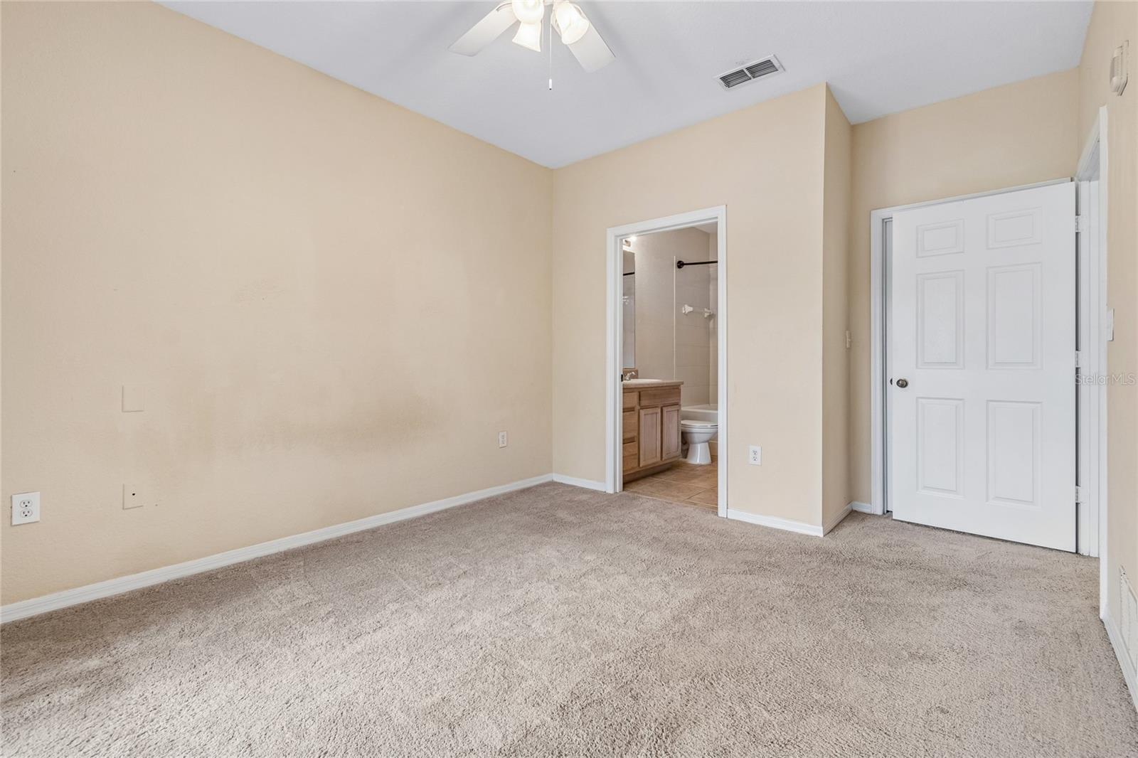 10203 COURTNEY PALMS BLVD #103 — photo 22