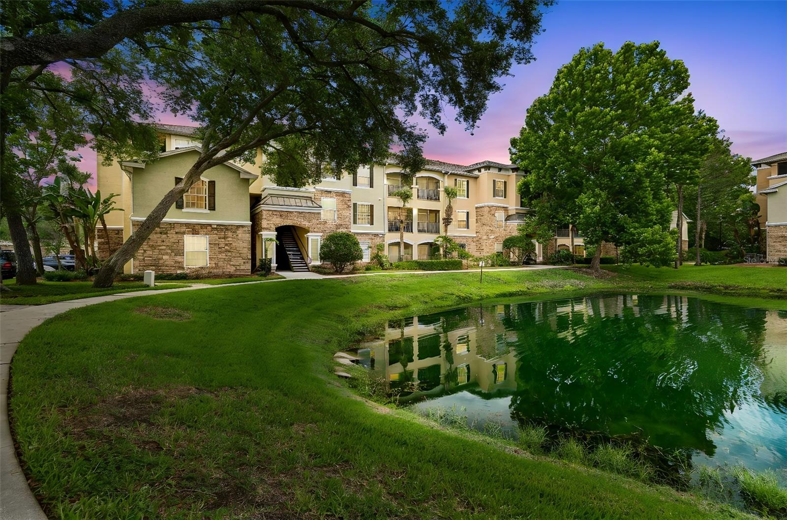 10203 COURTNEY PALMS BLVD #103 — photo 3