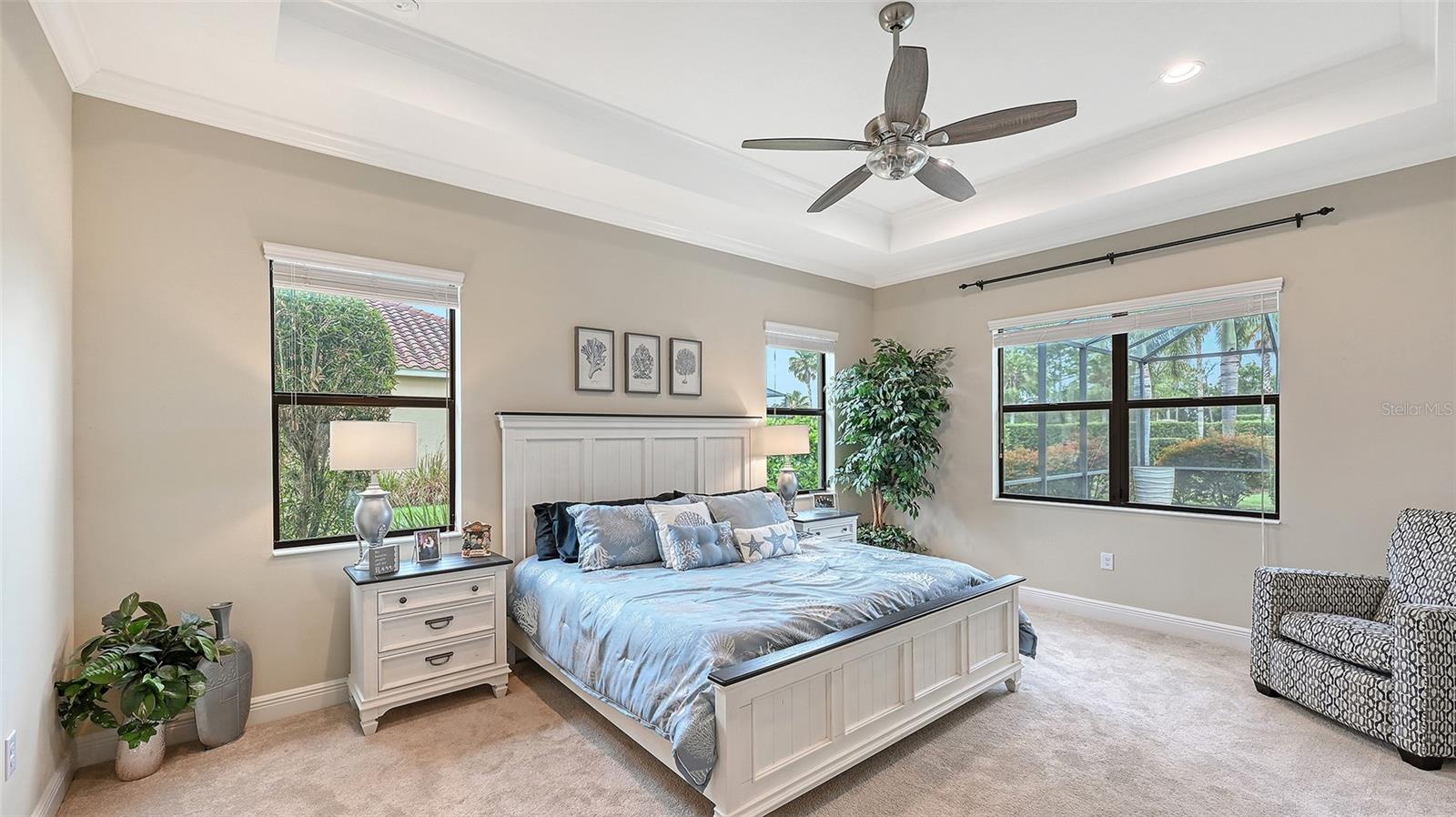 8215 LARKSPUR CIR — photo 20