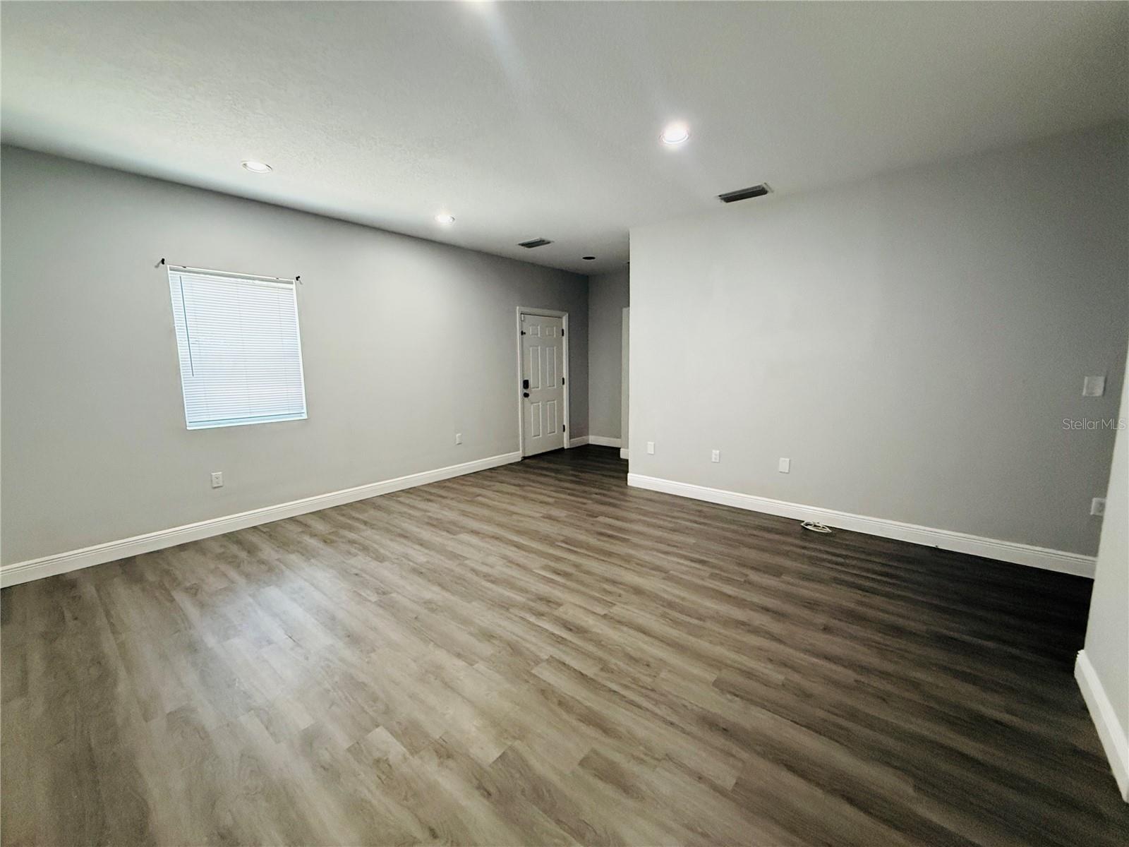 4203 E YUKON ST — photo 11
