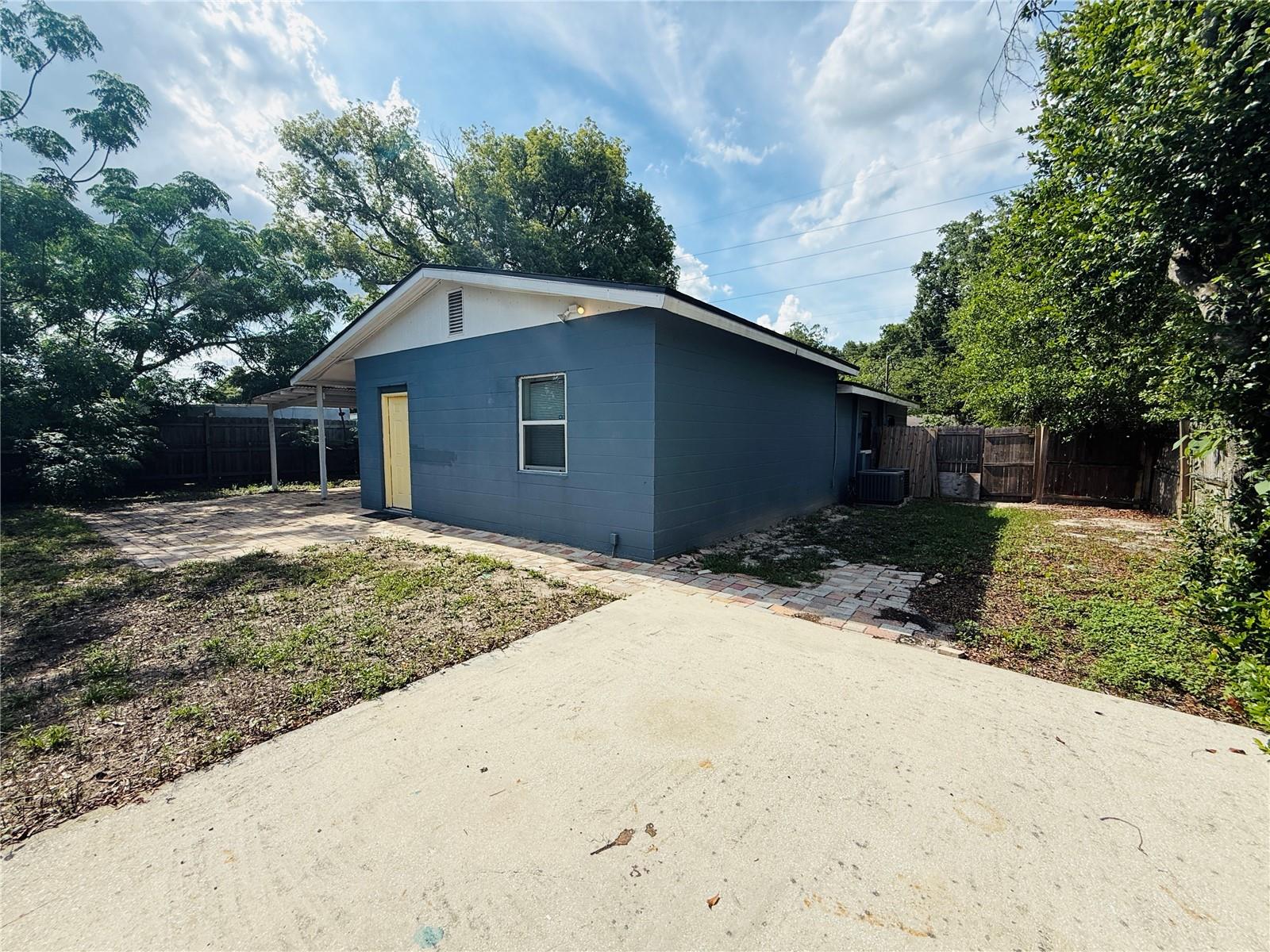 4203 E YUKON ST — photo 32
