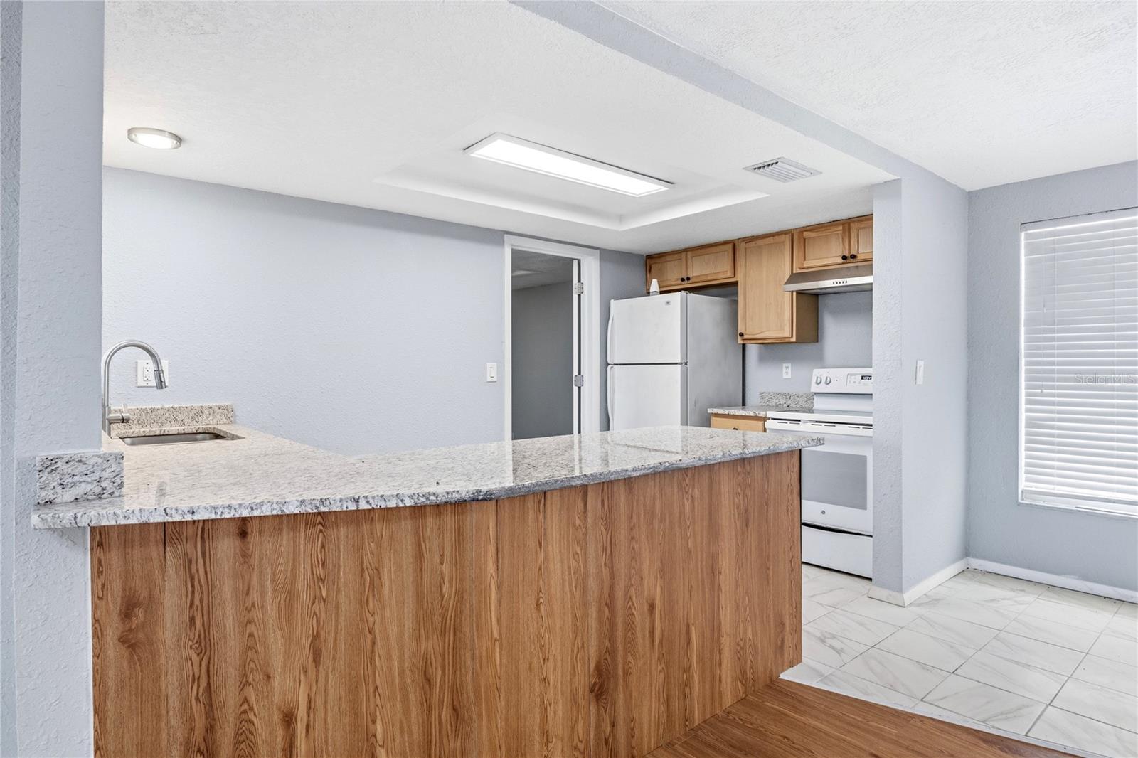 7328 MAKO DR — photo 4