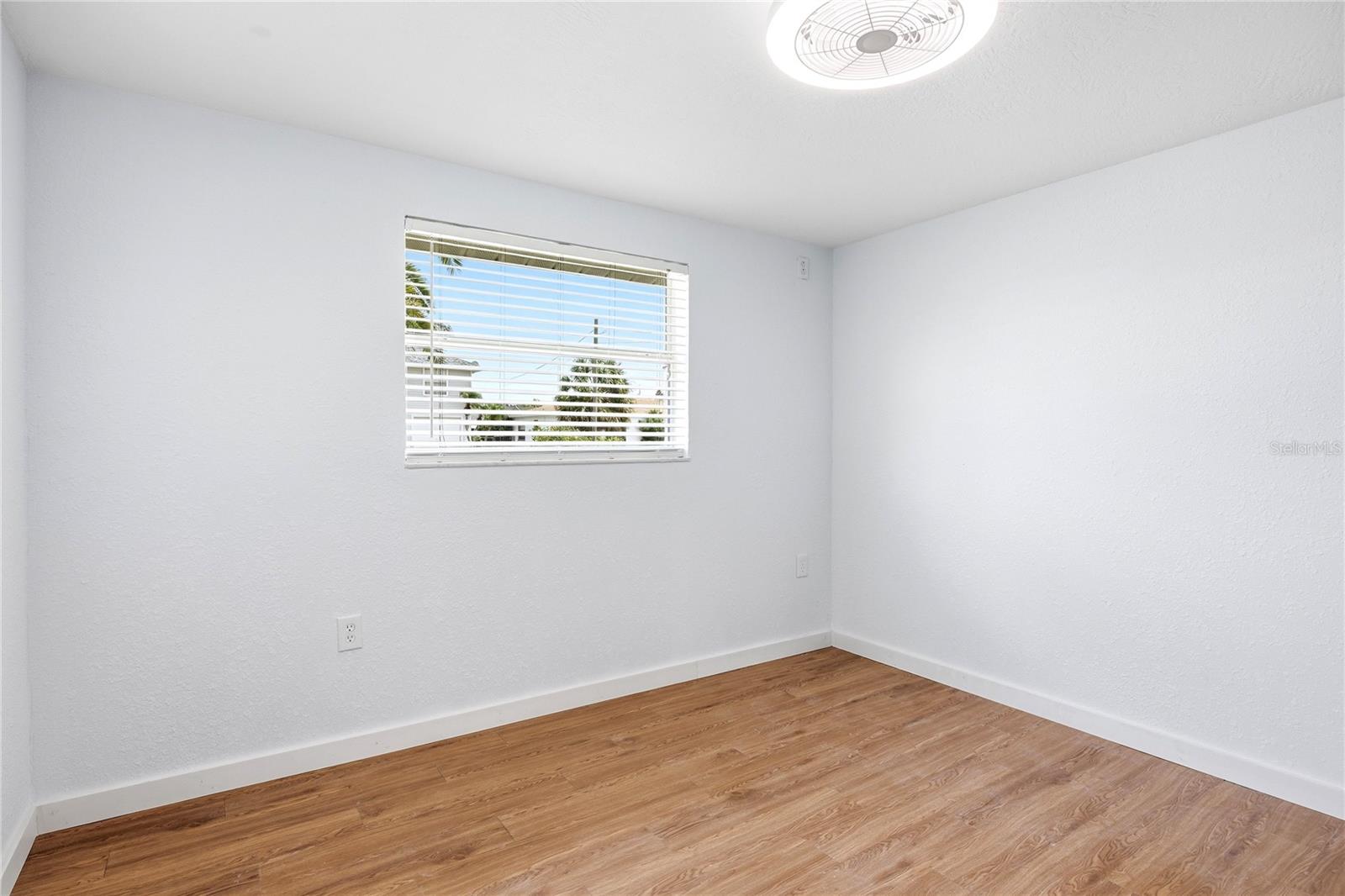 7328 MAKO DR — photo 19