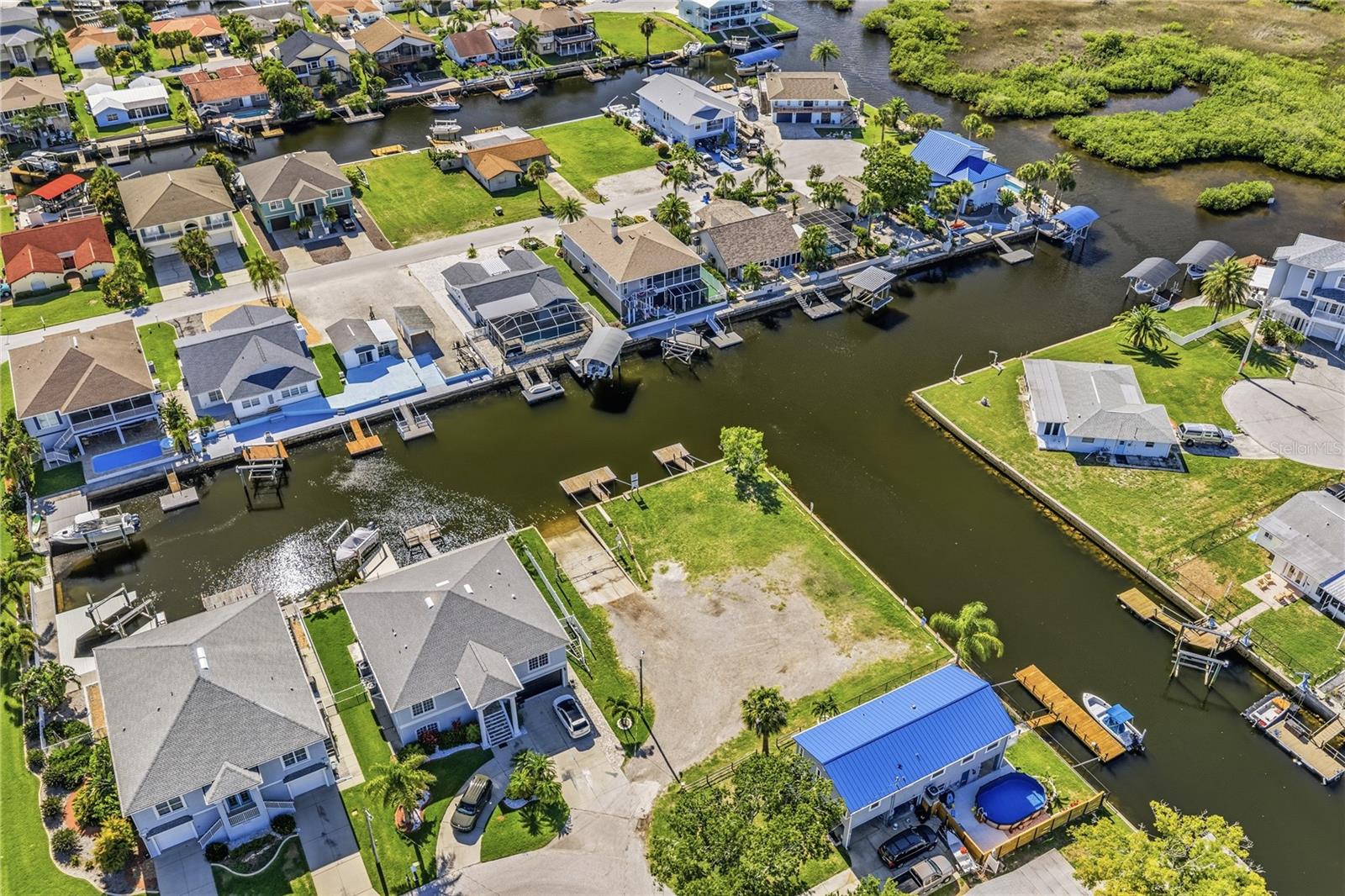 7328 MAKO DR — photo 37