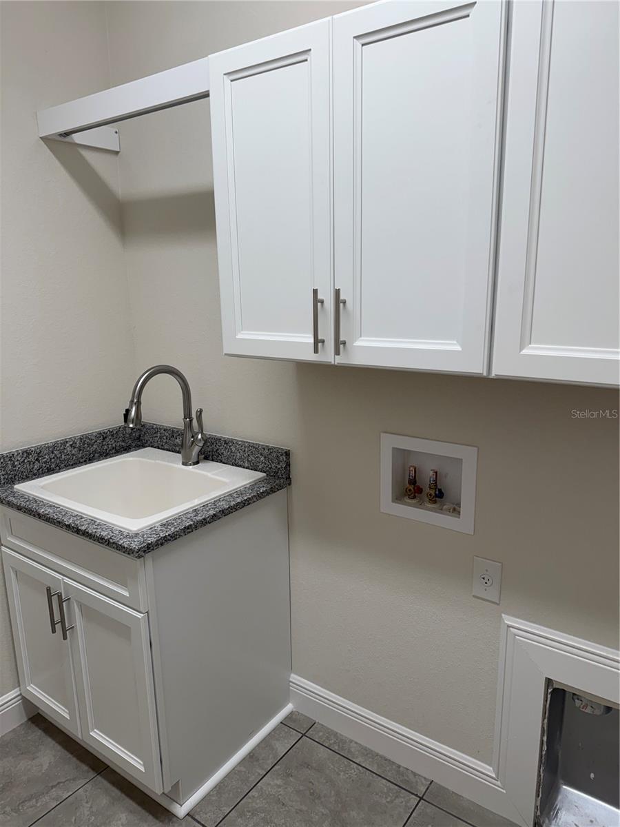 5372 JODY AVE — photo 8