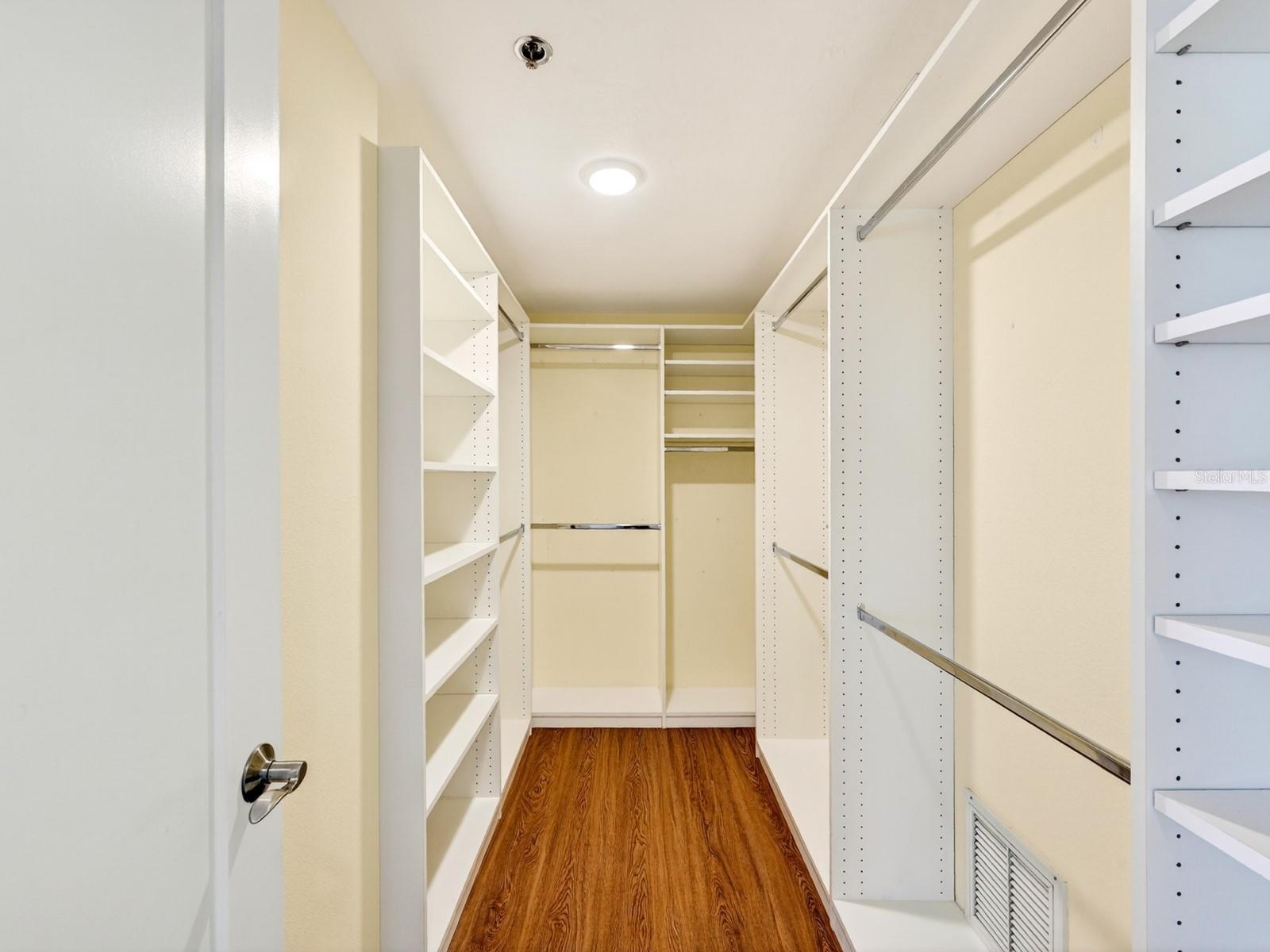 1255 N GULFSTREAM AVE #1101 — photo 35