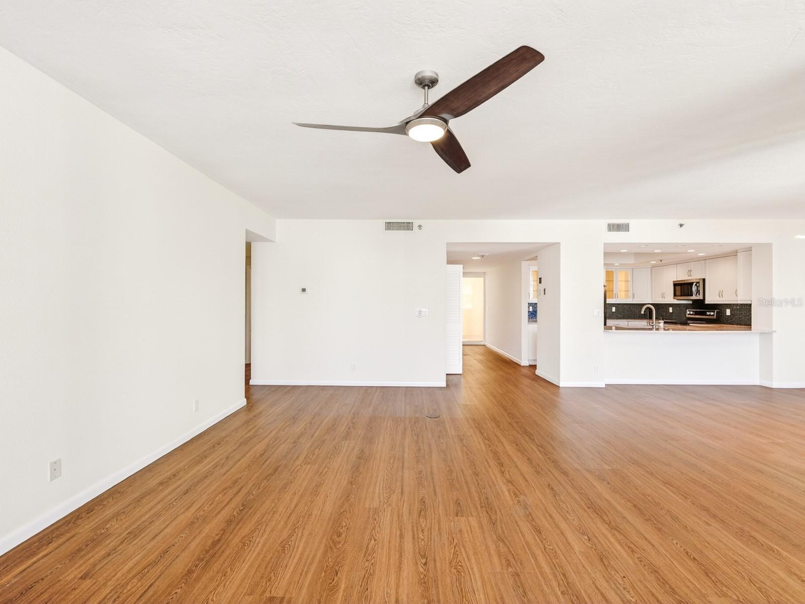 1255 N GULFSTREAM AVE #1101 — photo 6