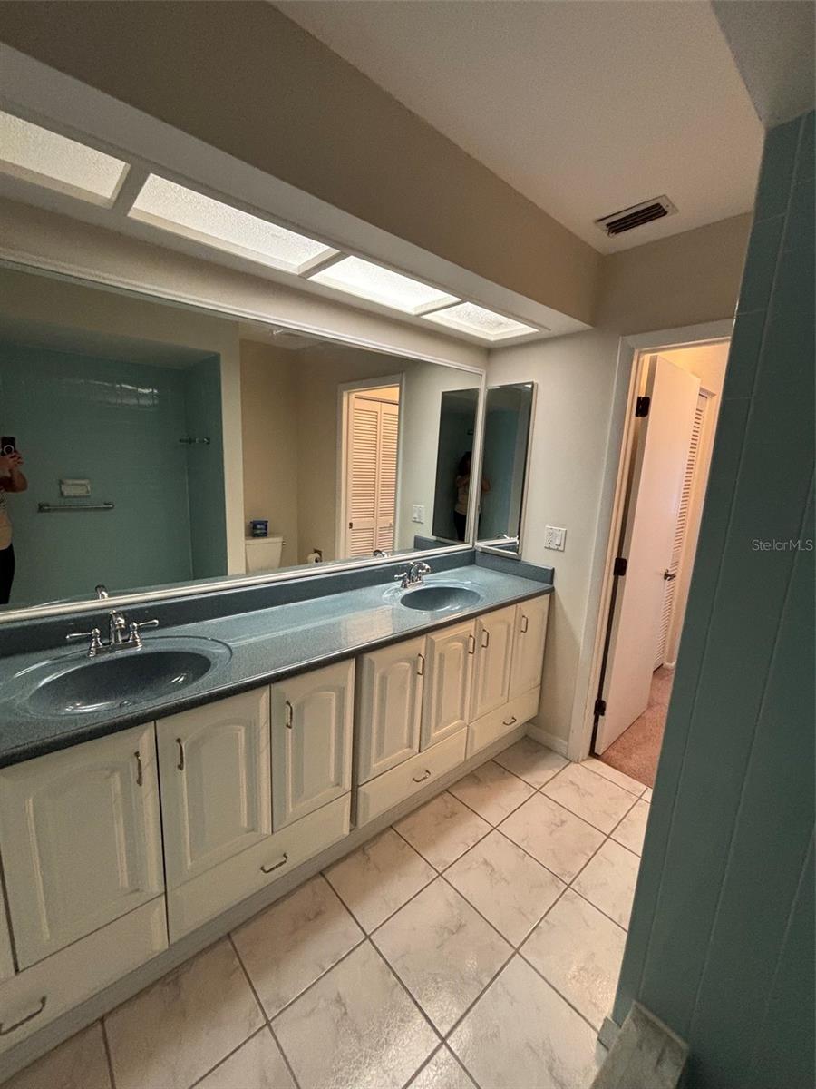 1059 DUNROBIN DR #B — photo 26
