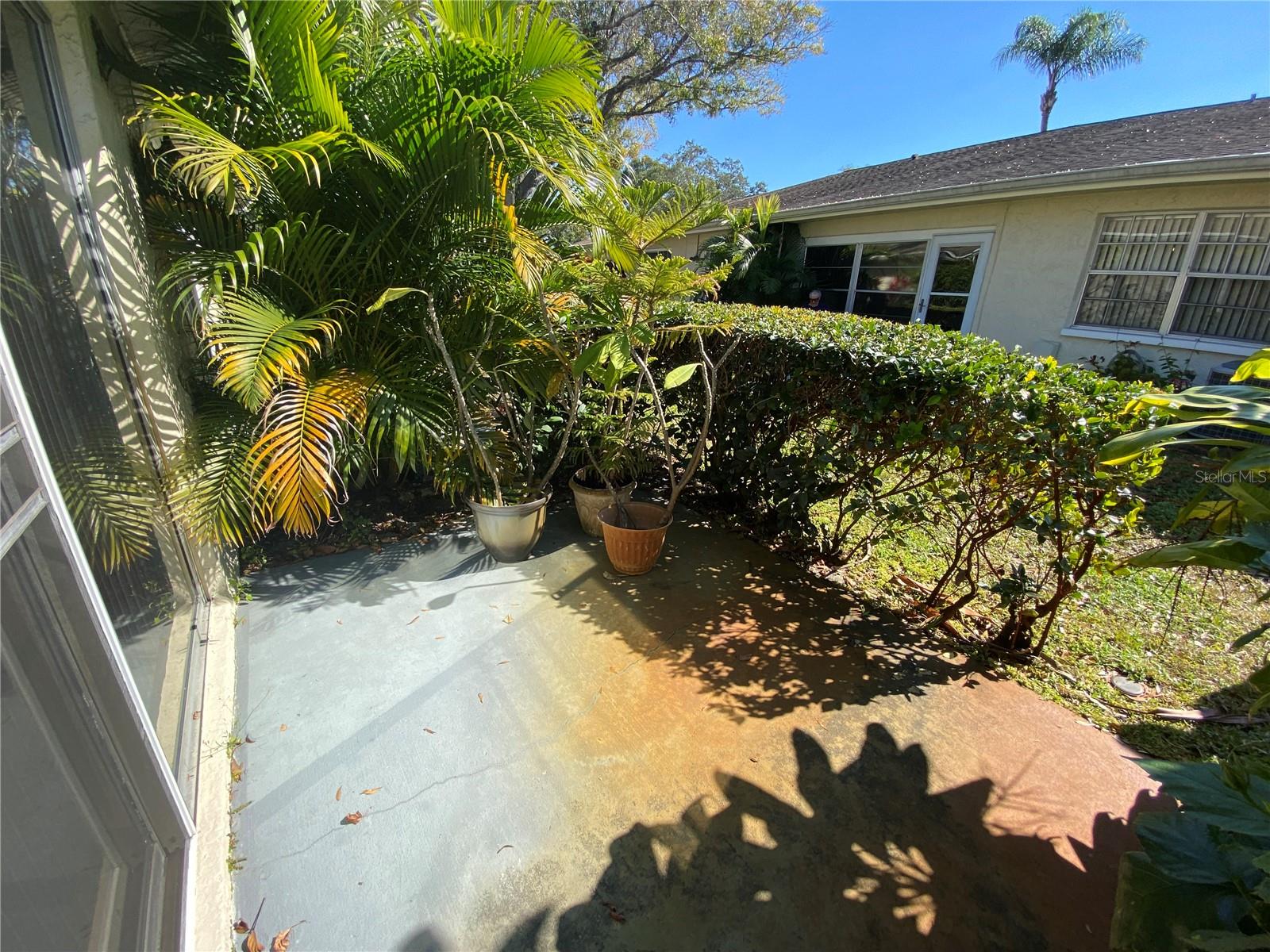 1059 DUNROBIN DR #B — photo 6