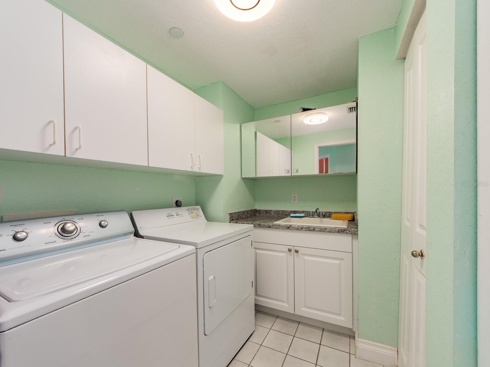 1180 GULF BLVD #906 — photo 38