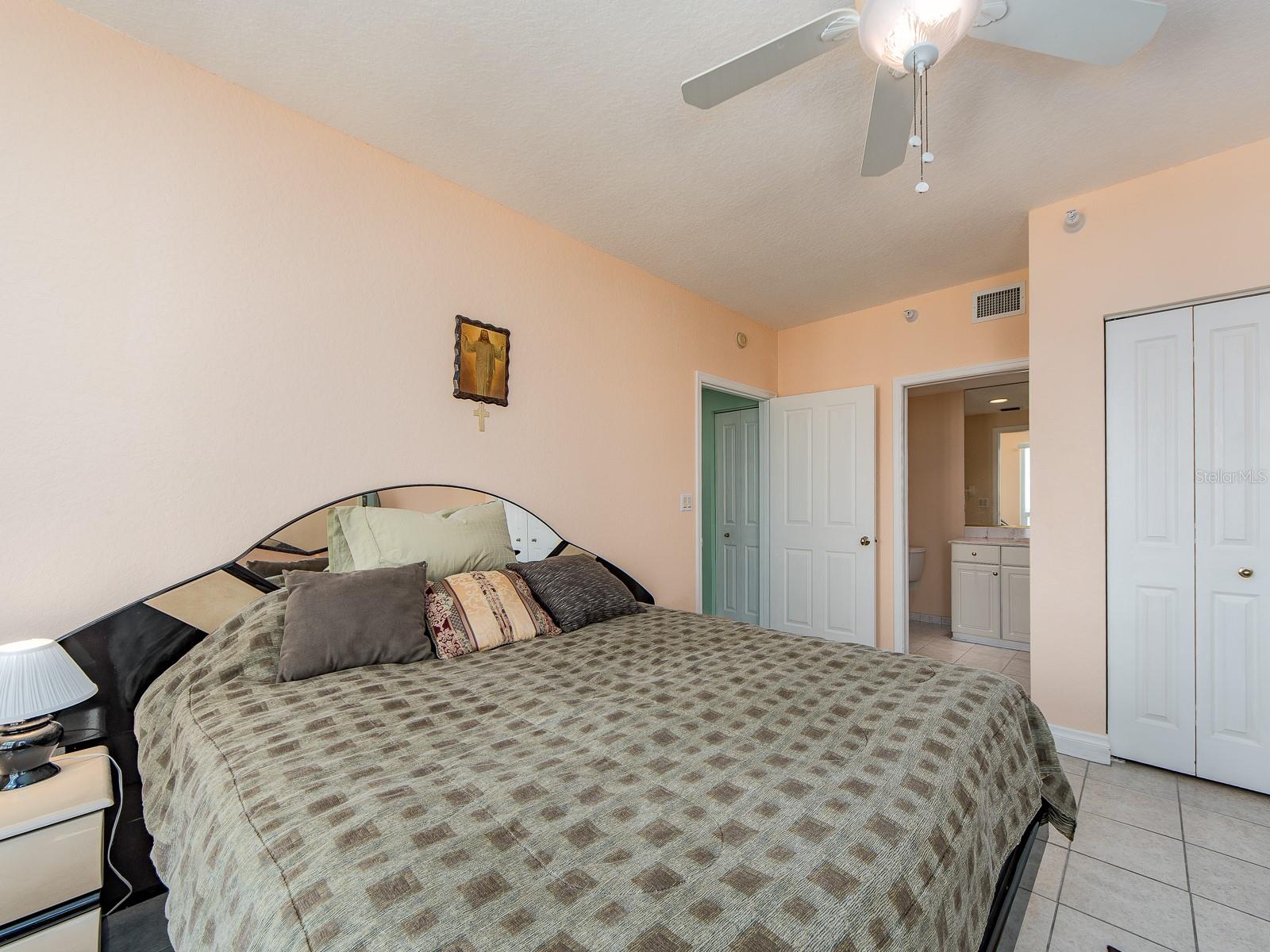 1180 GULF BLVD #906 — photo 32