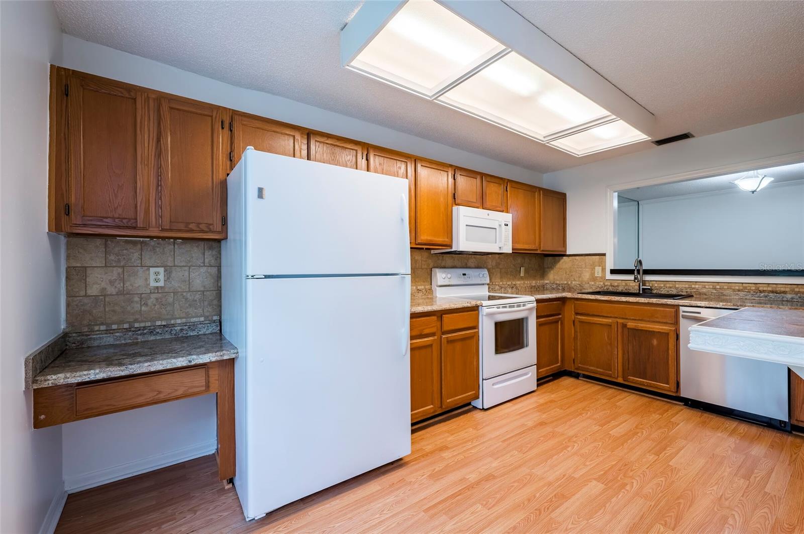 3164 VALLEY OAKS DR #3164 — photo 8