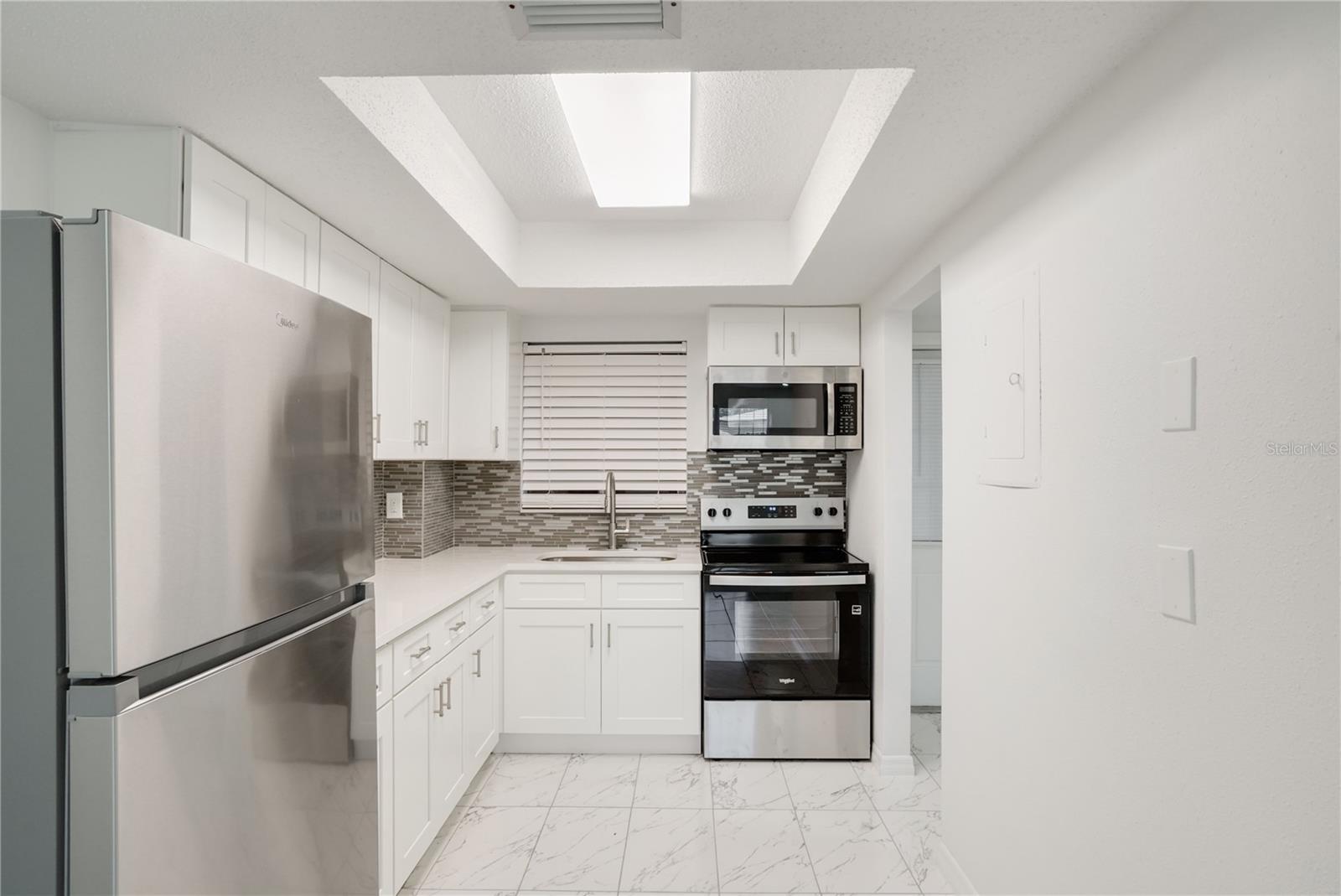 4013 LAKE BAYSHORE DR #107 — photo 10