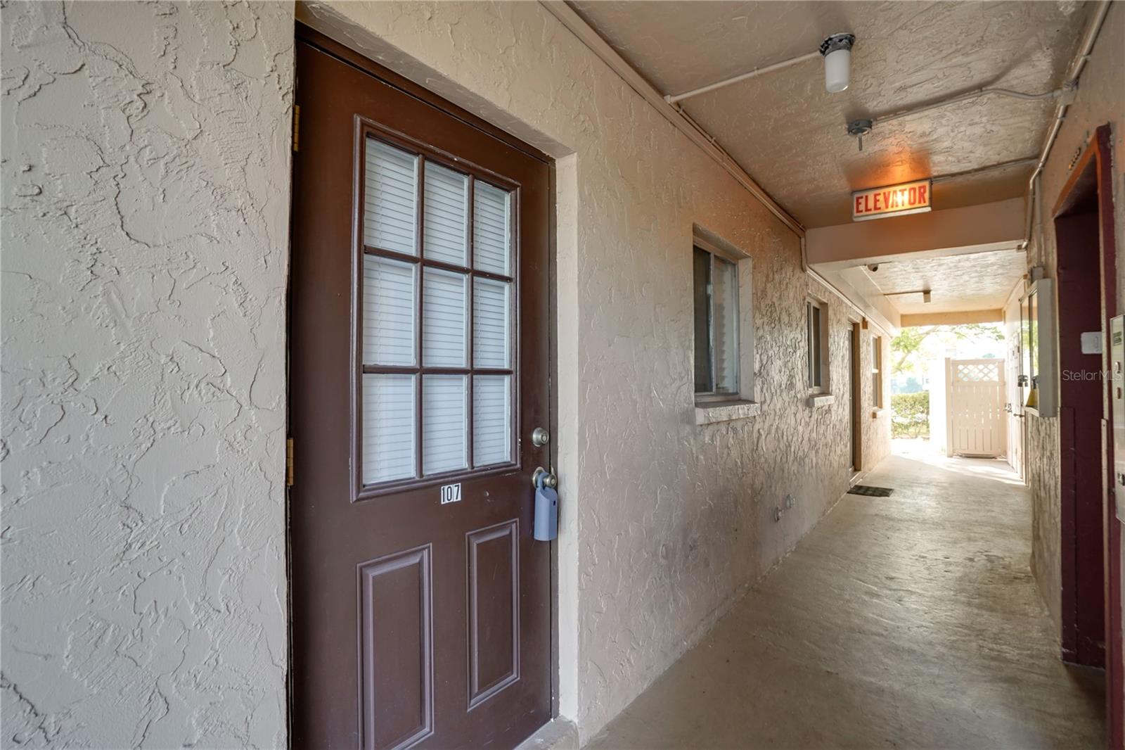 4013 LAKE BAYSHORE DR #107 — photo 2