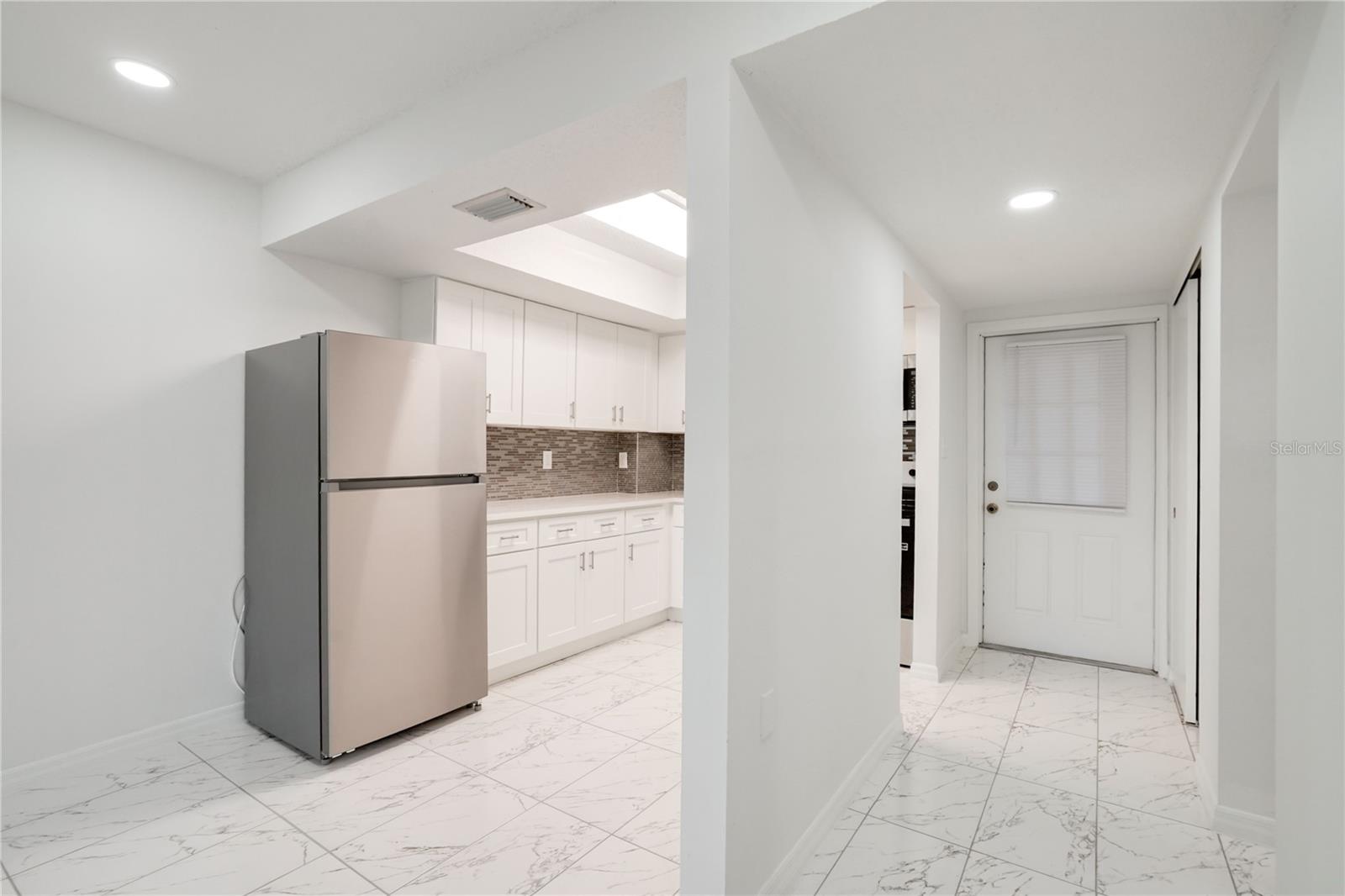 4013 LAKE BAYSHORE DR #107 — photo 8