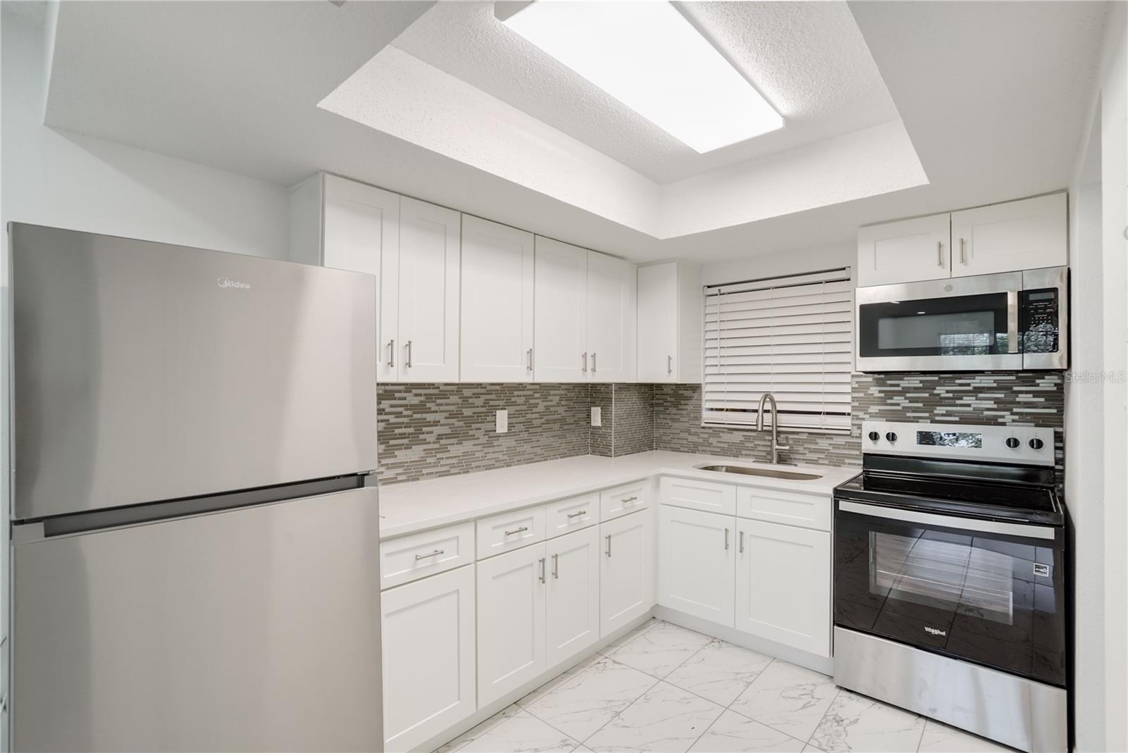 4013 LAKE BAYSHORE DR #107 — photo 11