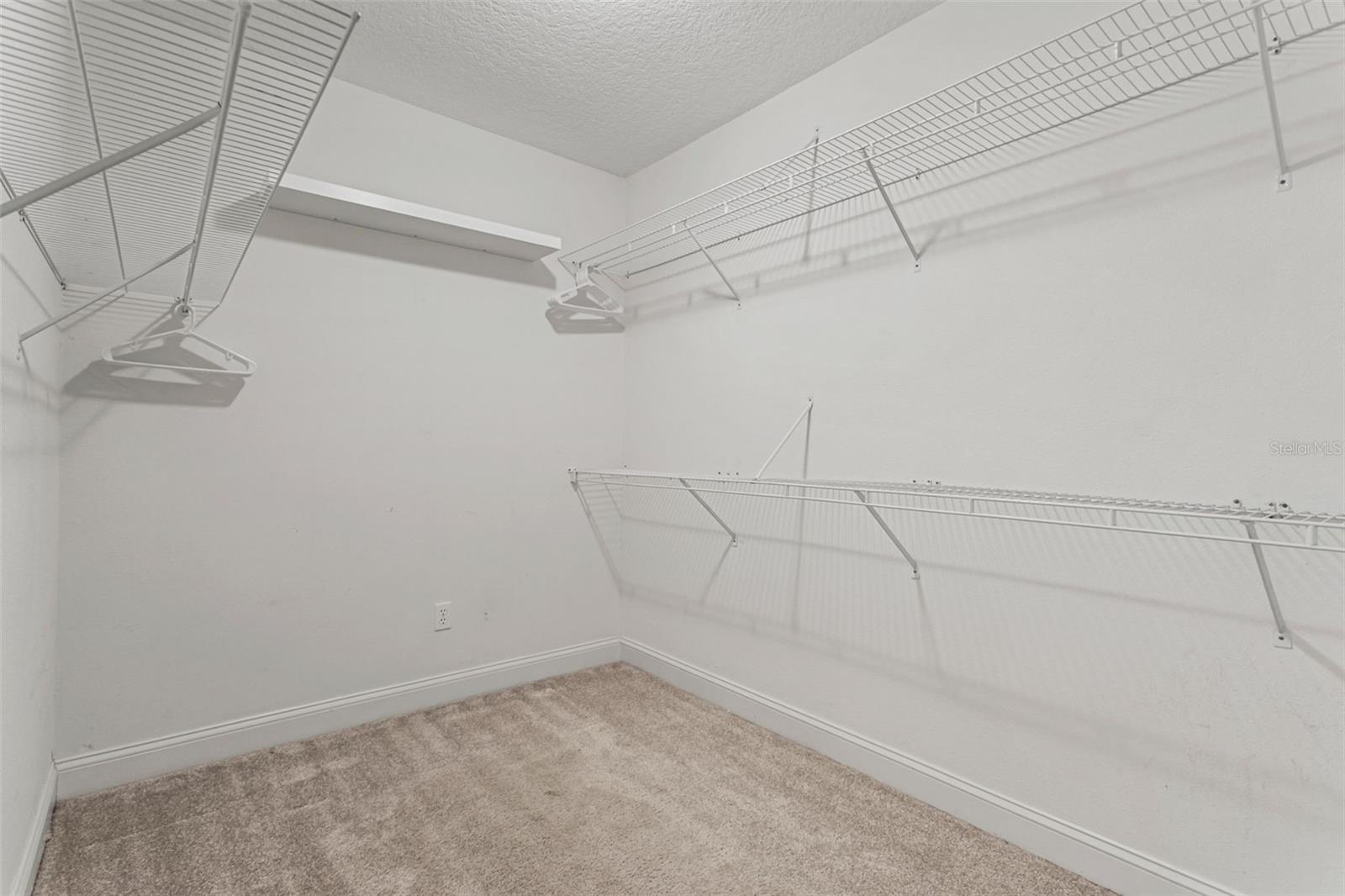 4915 TROYDALE RD — photo 53