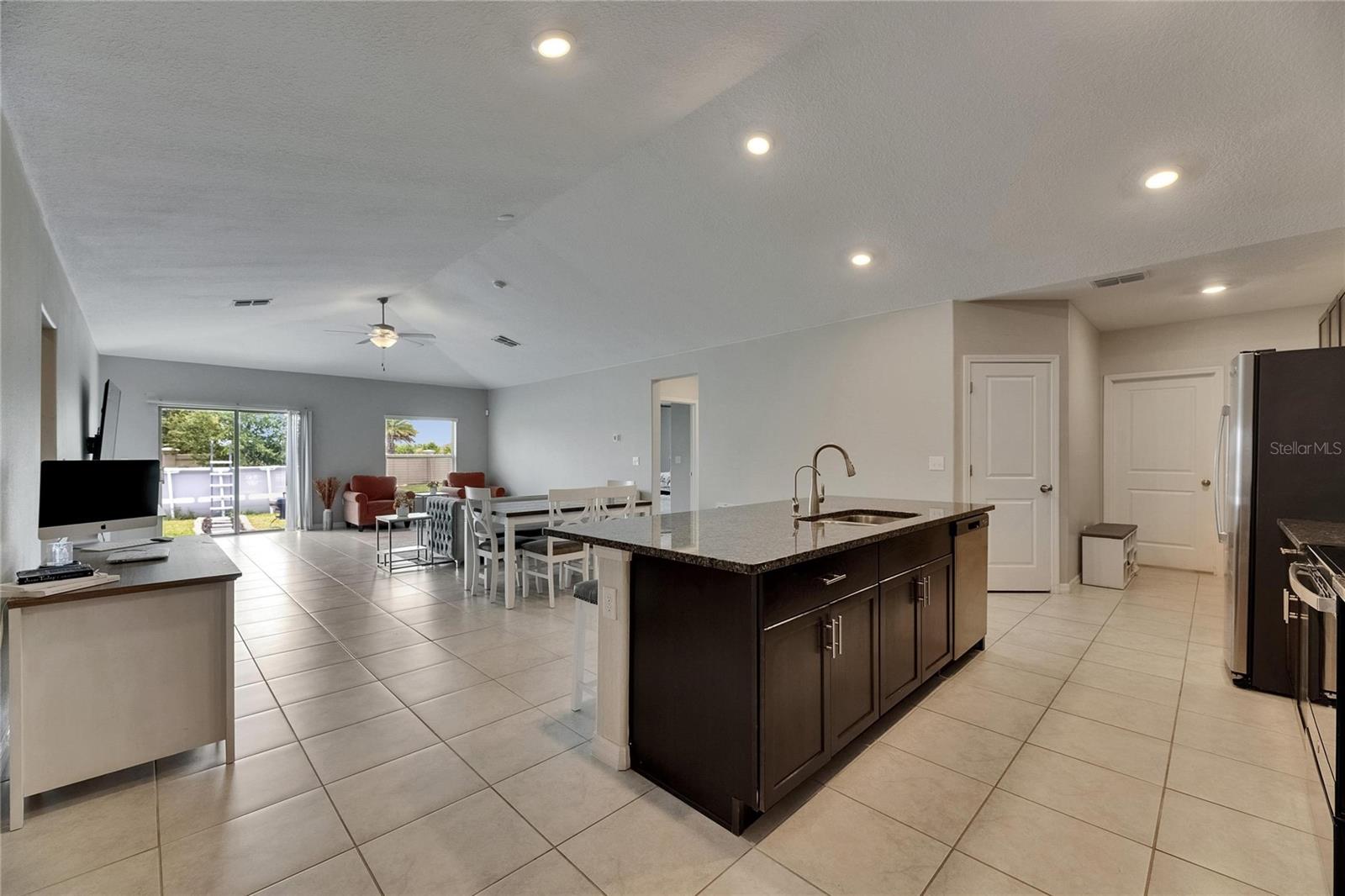 5521 OLANO ST — photo 9