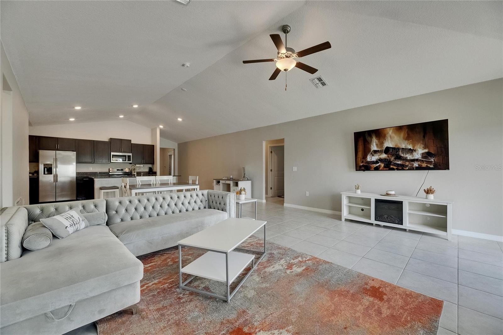 5521 OLANO ST — photo 15