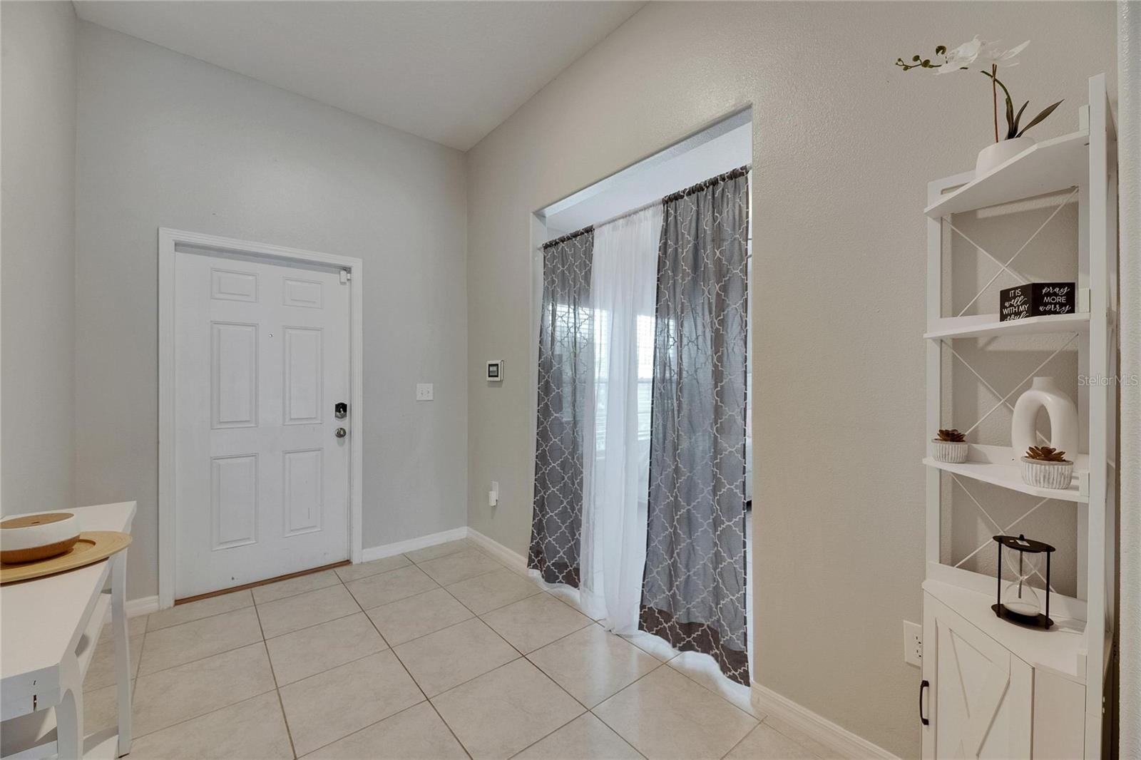 5521 OLANO ST — photo 5