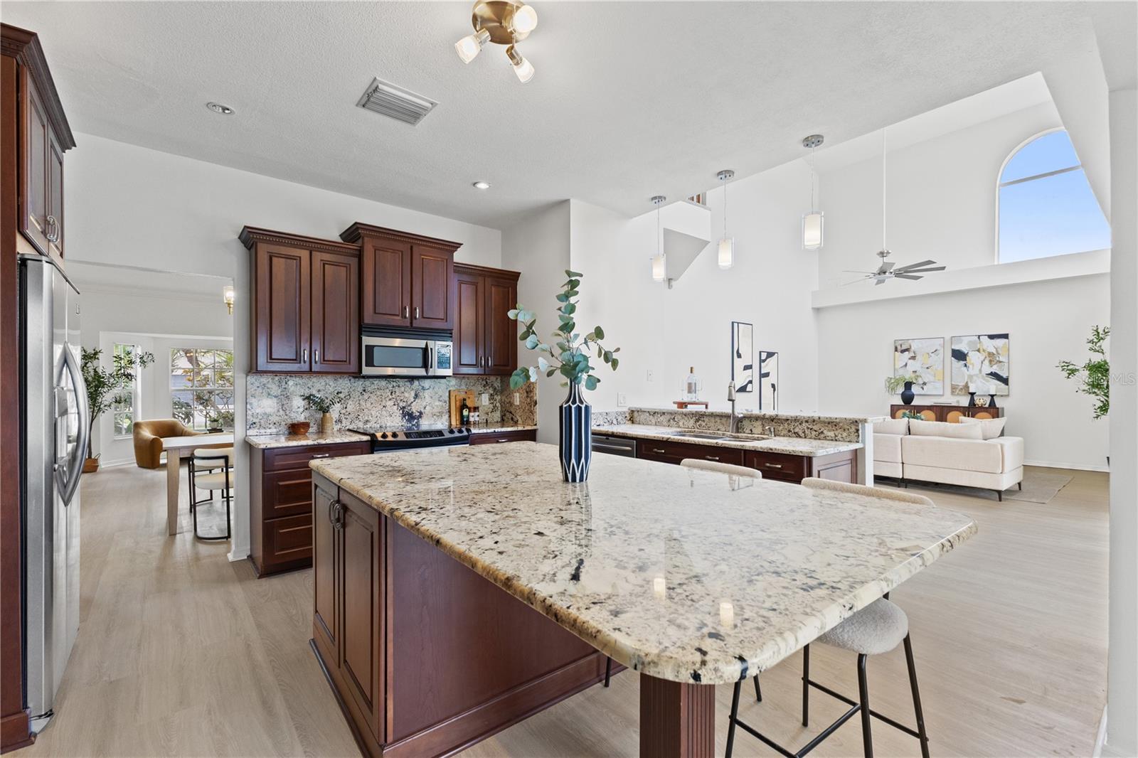 11503 WHISPERING HOLLOW DR — photo 6