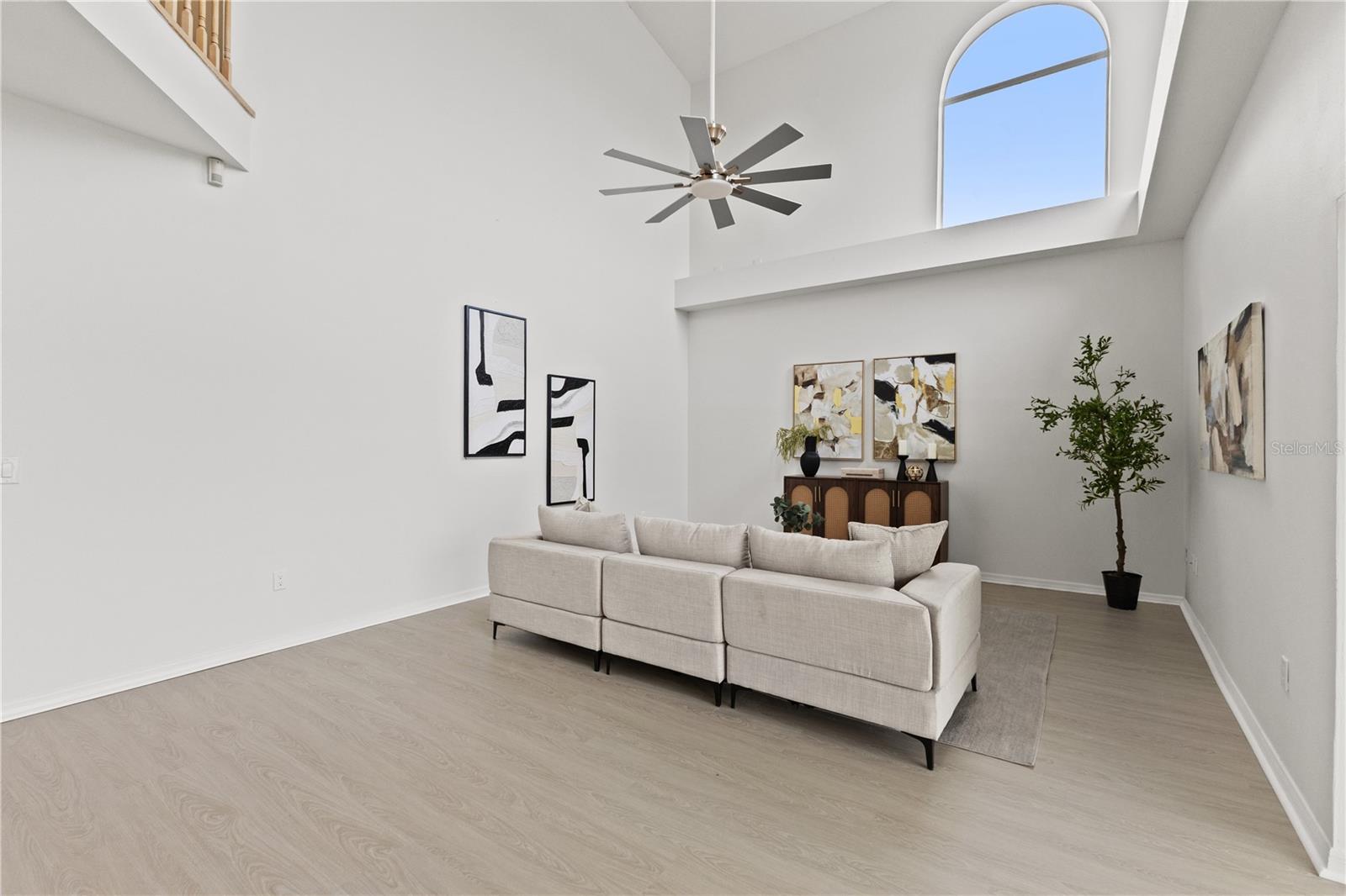 11503 WHISPERING HOLLOW DR — photo 23