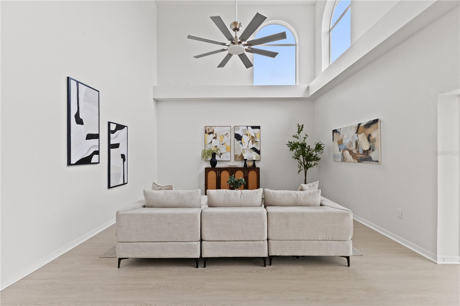 11503 WHISPERING HOLLOW DR — photo 24
