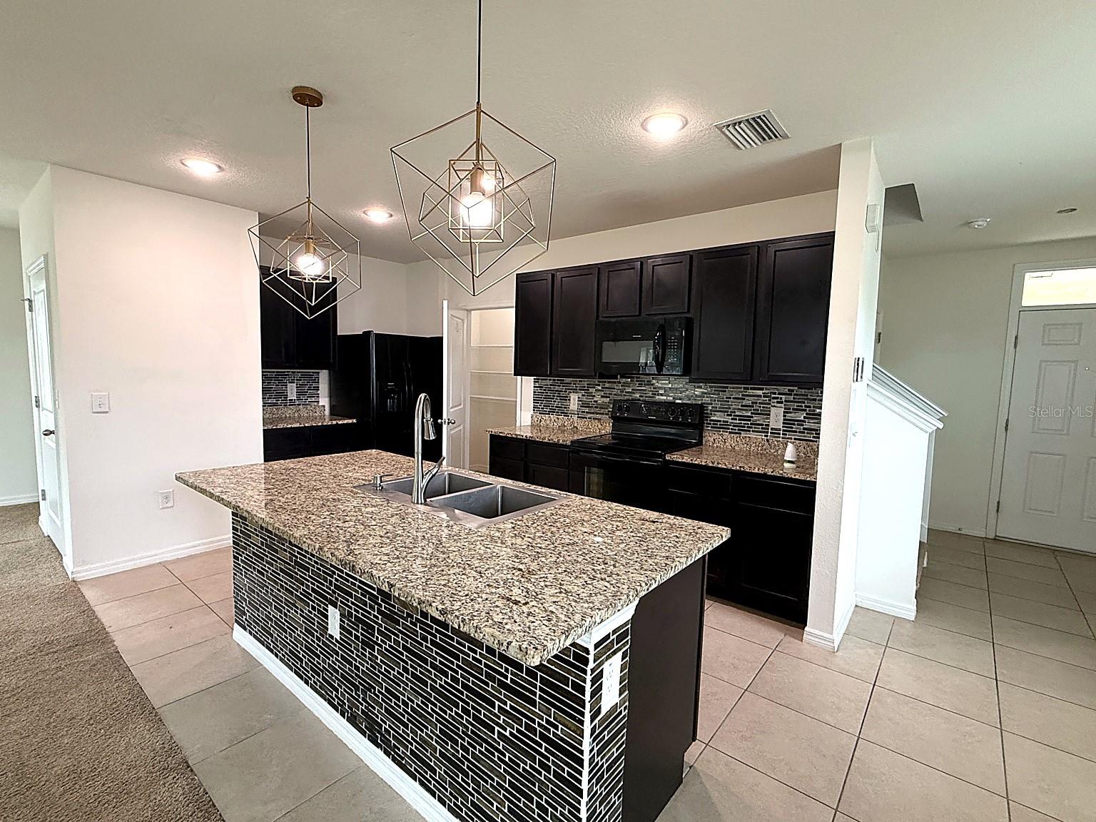 32649 PEZ LANDING LN — photo 5