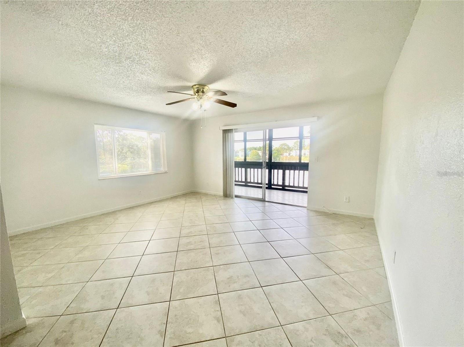 633 N KEENE RD #APT C — photo 8