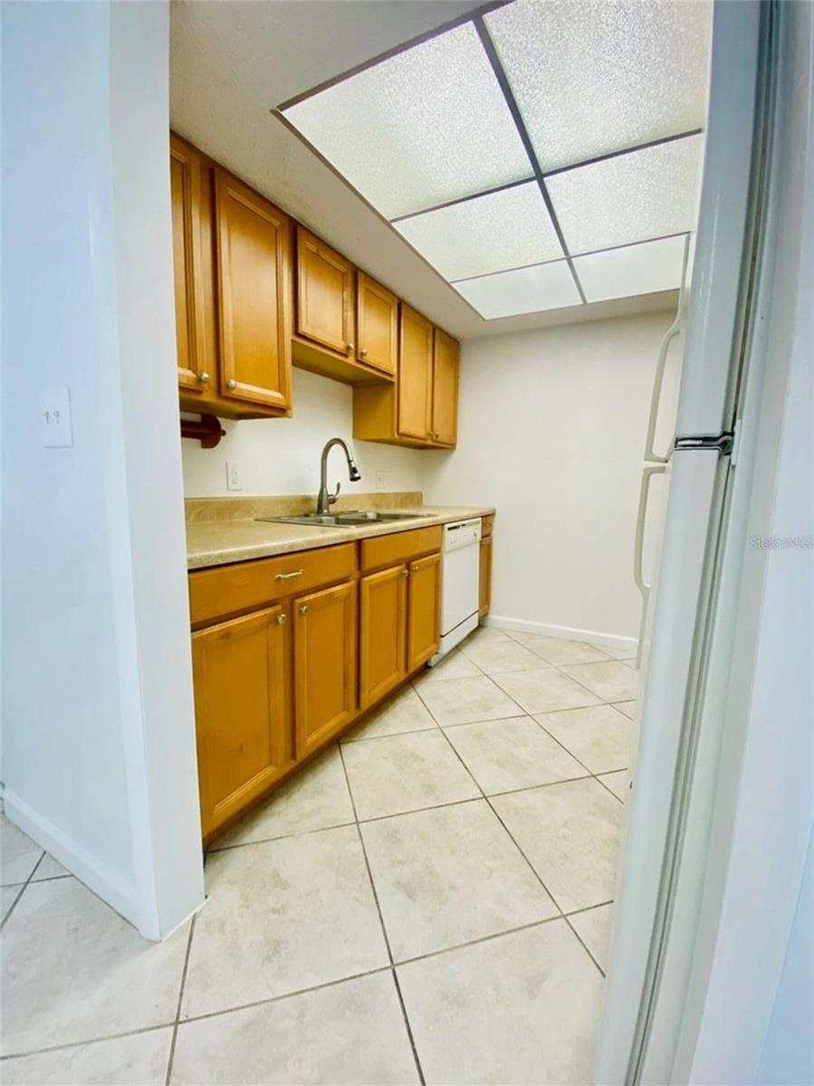 633 N KEENE RD #APT C — photo 6