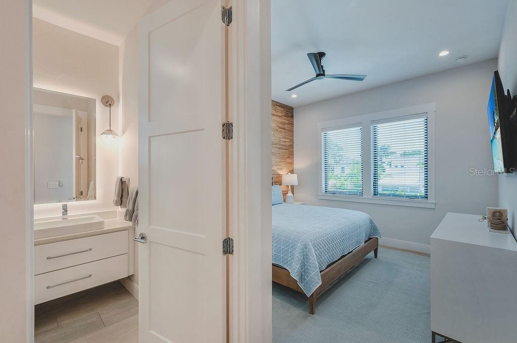 526 SEAGULL WAY — photo 28