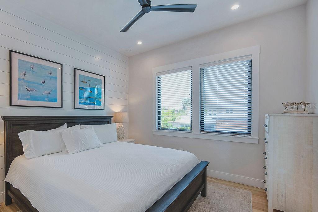 526 SEAGULL WAY — photo 24