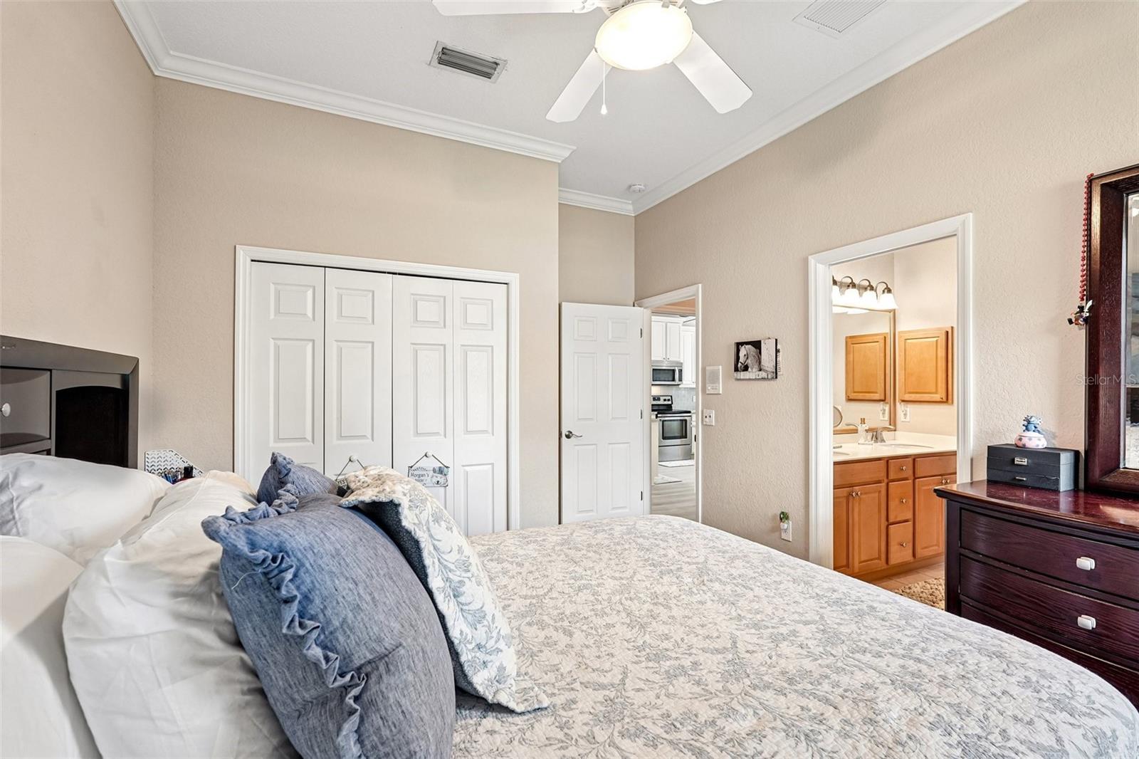 6615 BUTLERS CREST DR — photo 34