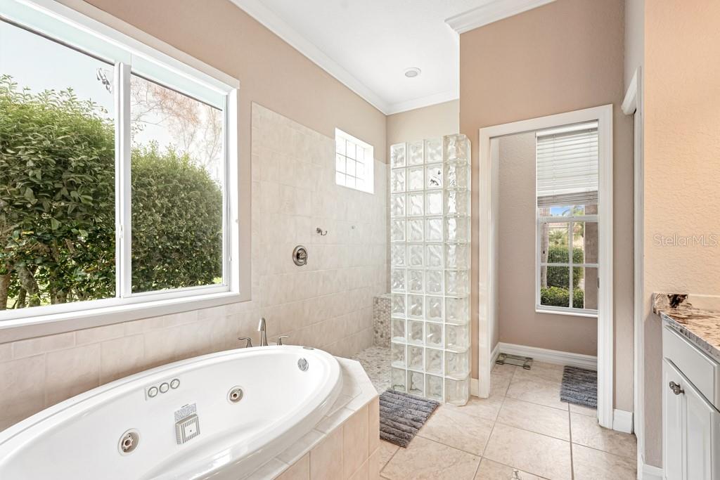 6615 BUTLERS CREST DR — photo 17