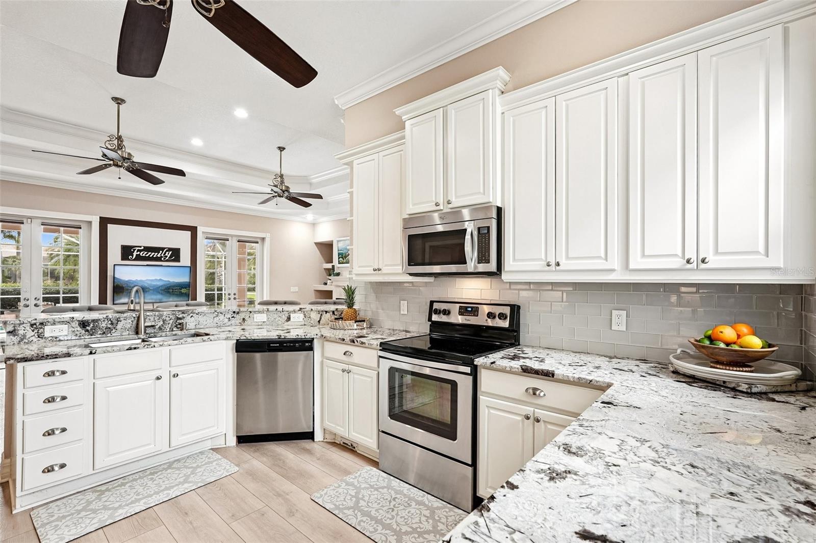 6615 BUTLERS CREST DR — photo 5