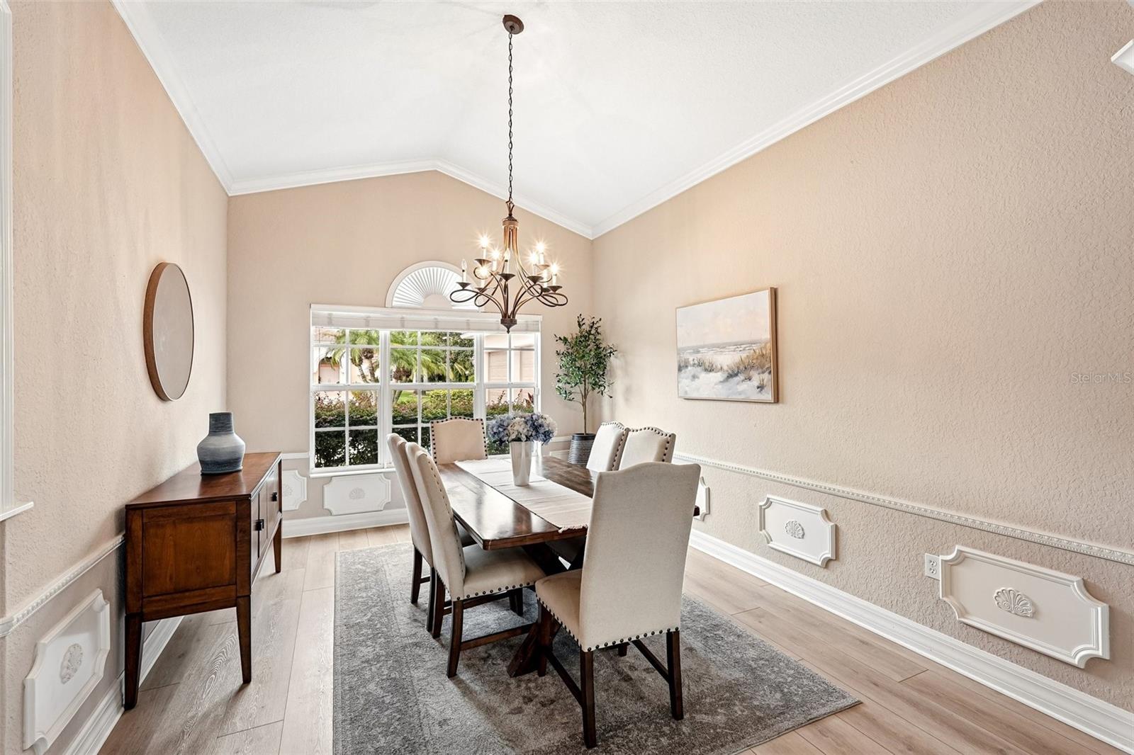6615 BUTLERS CREST DR — photo 9