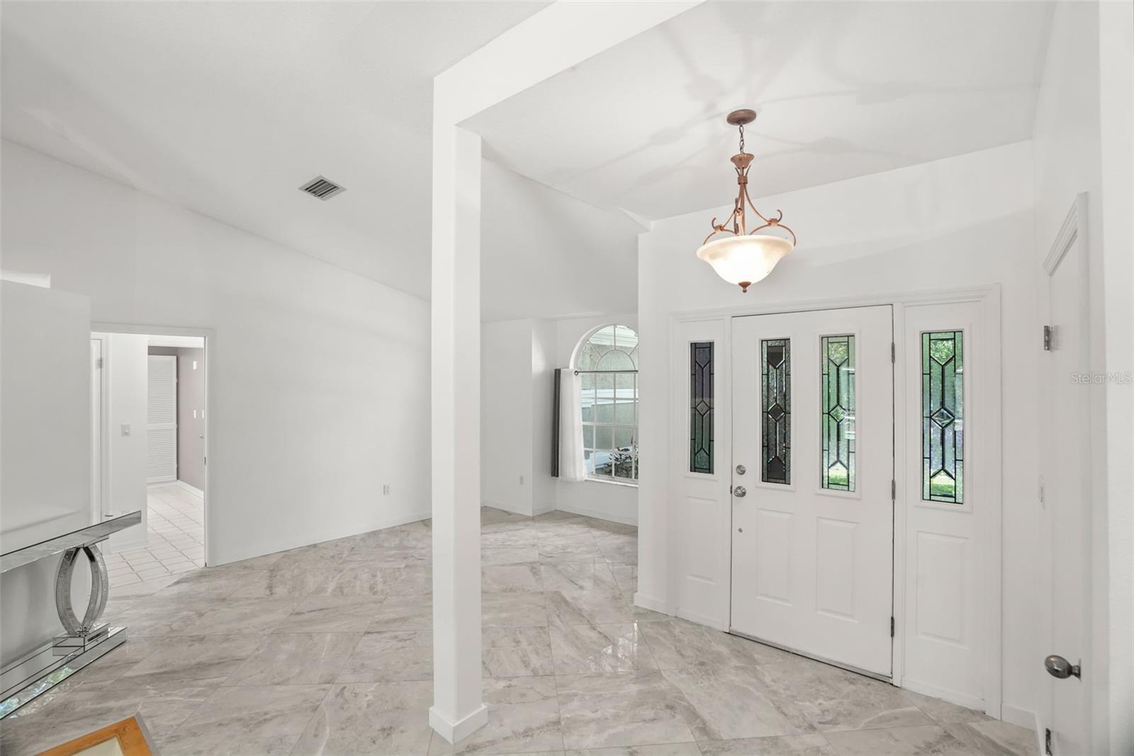 8020 MOONLIGHT LN — photo 3